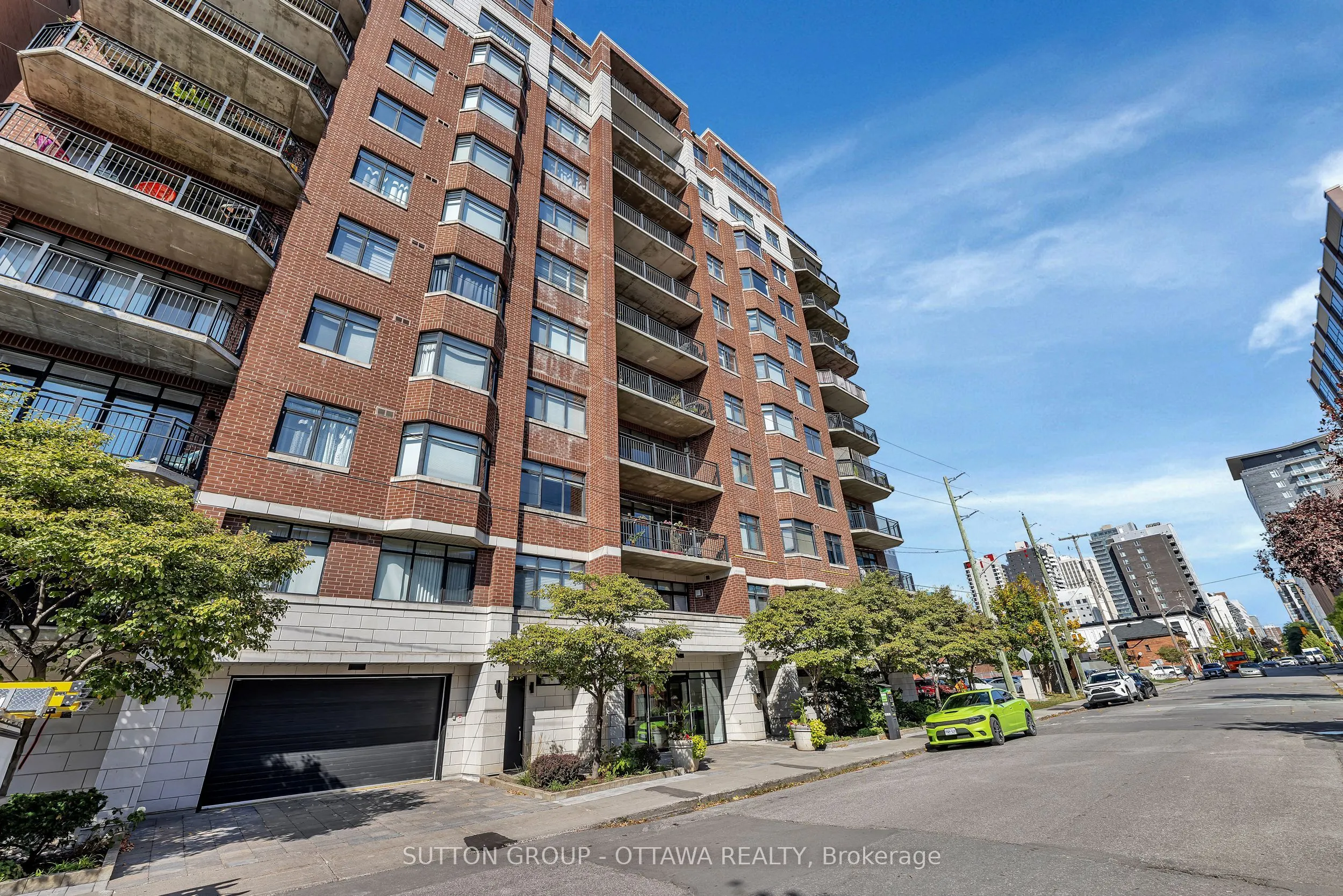 375 Lisgar Street, #903