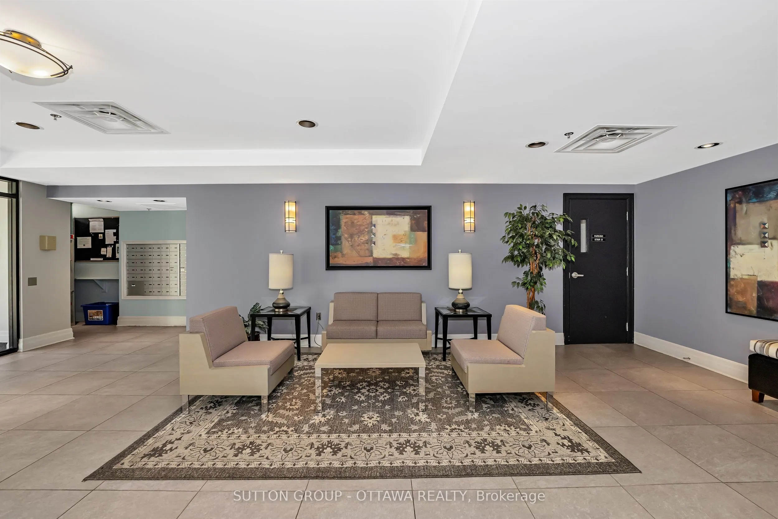 375 Lisgar Street, #903