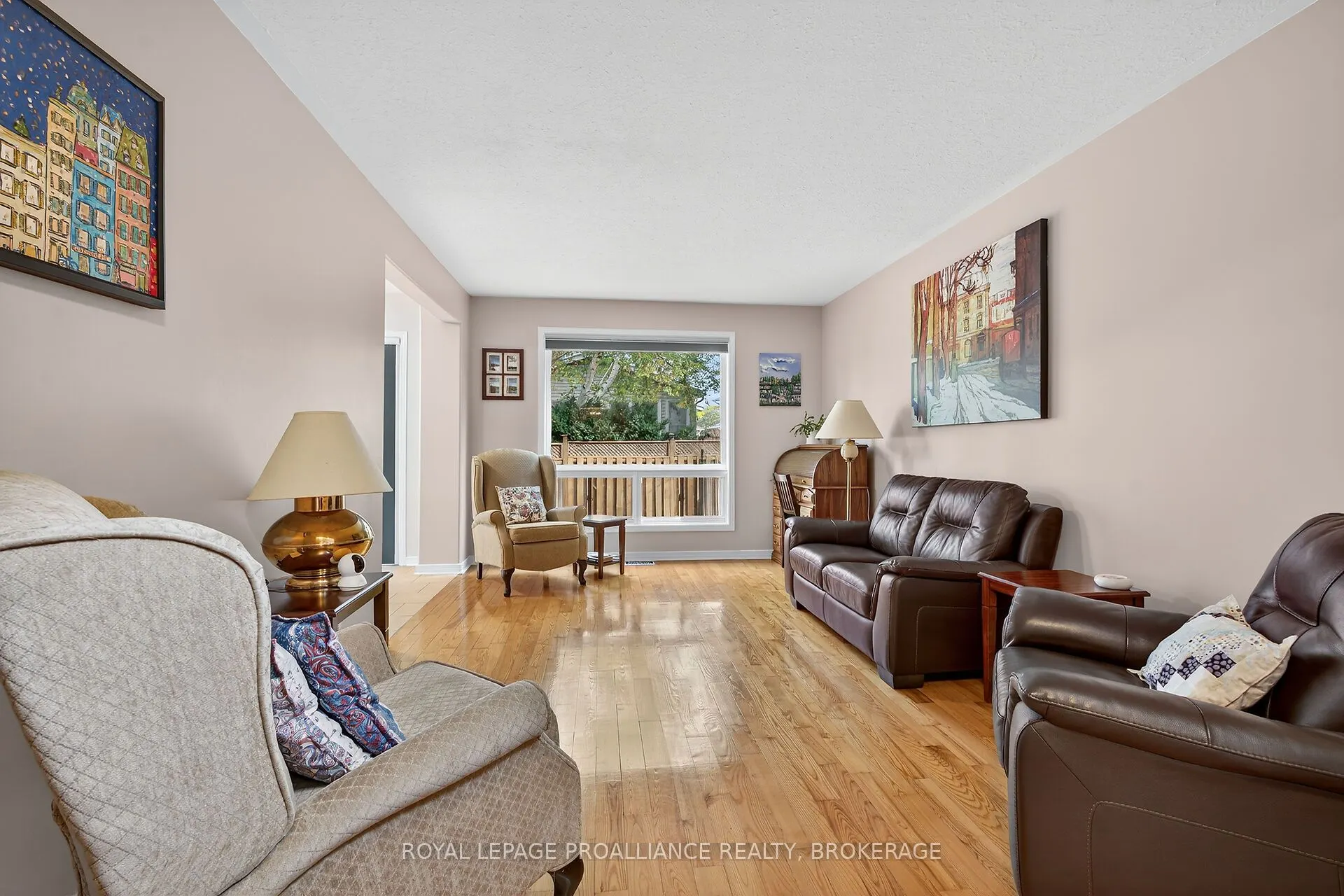 270 Ellesmeer Avenue