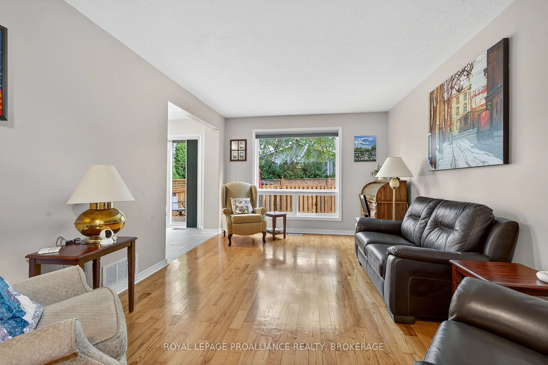 270 Ellesmeer Avenue