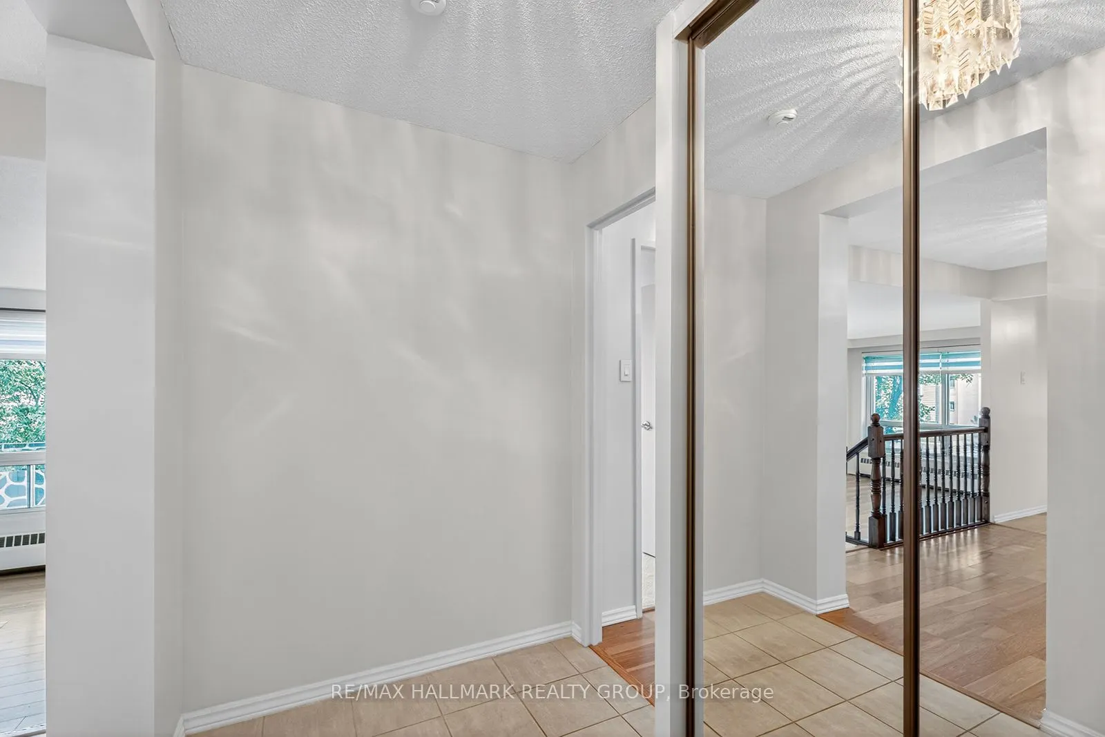 915 Elmsmere Road, #304