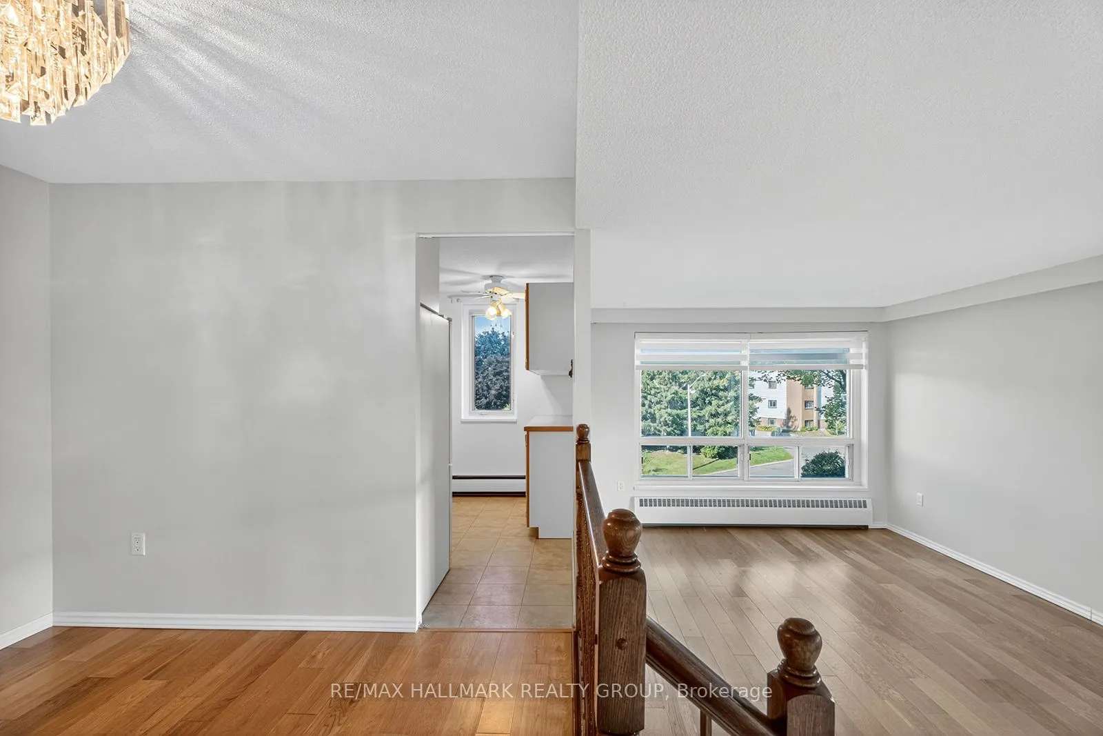 915 Elmsmere Road, #304