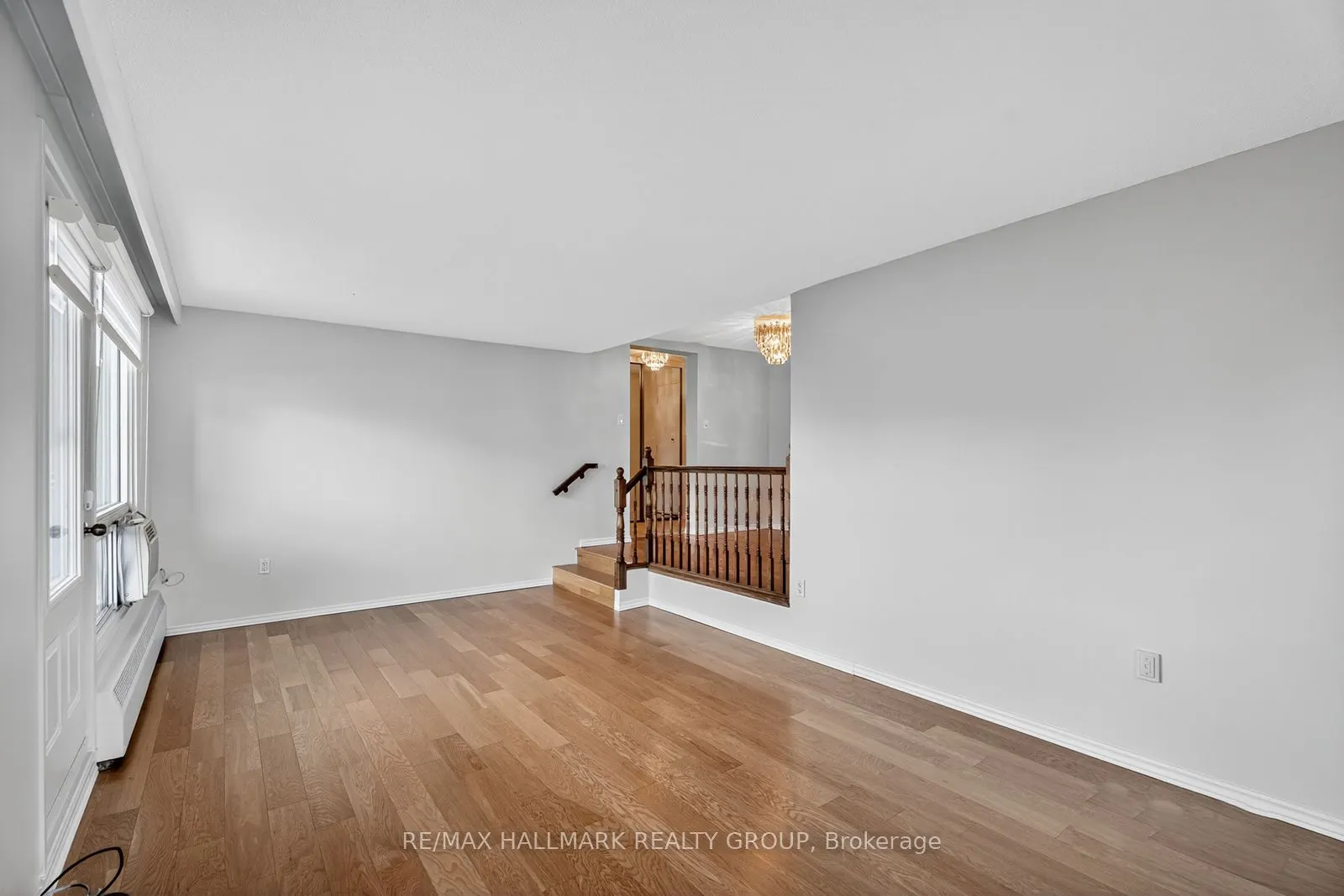 915 Elmsmere Road, #304