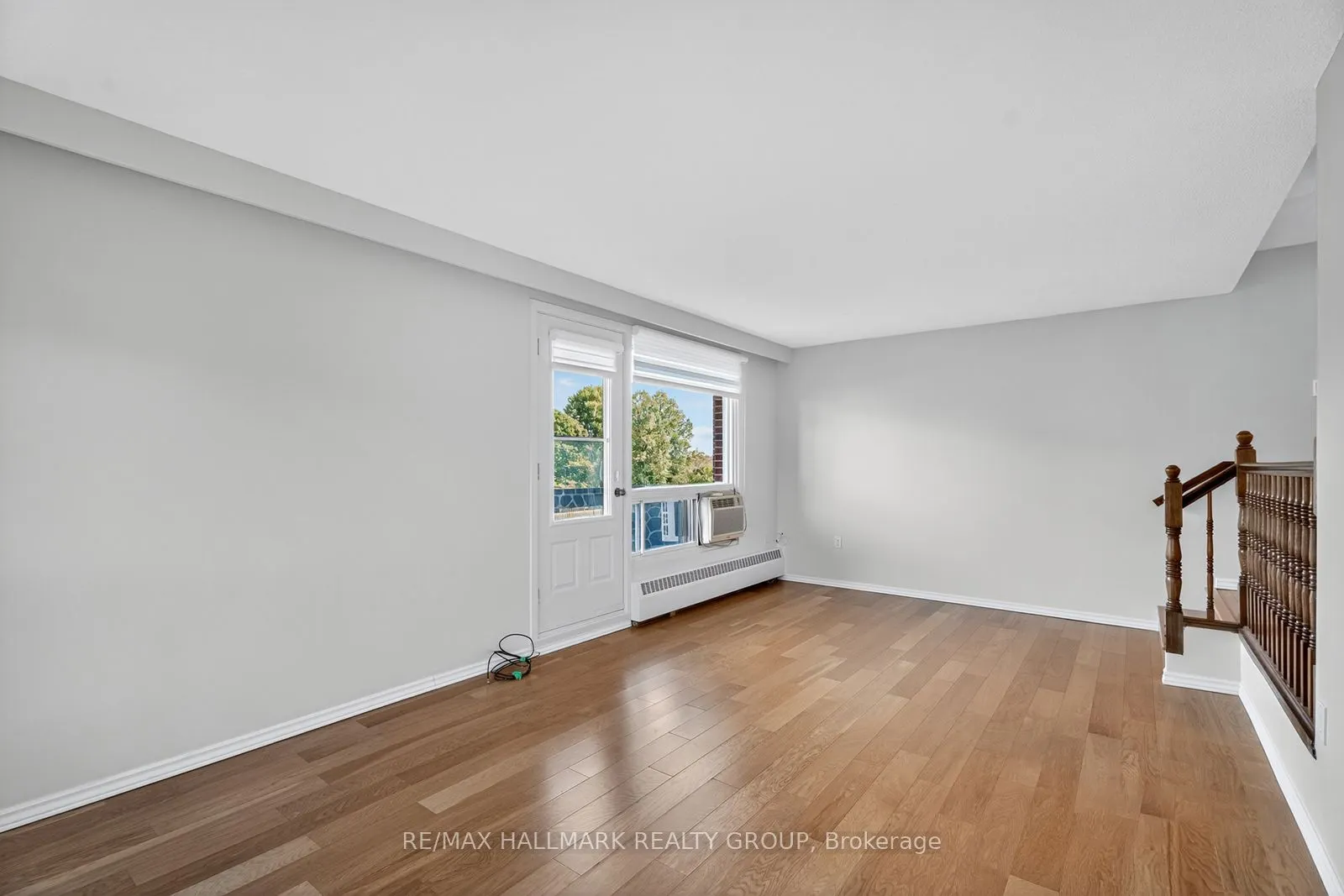 915 Elmsmere Road, #304