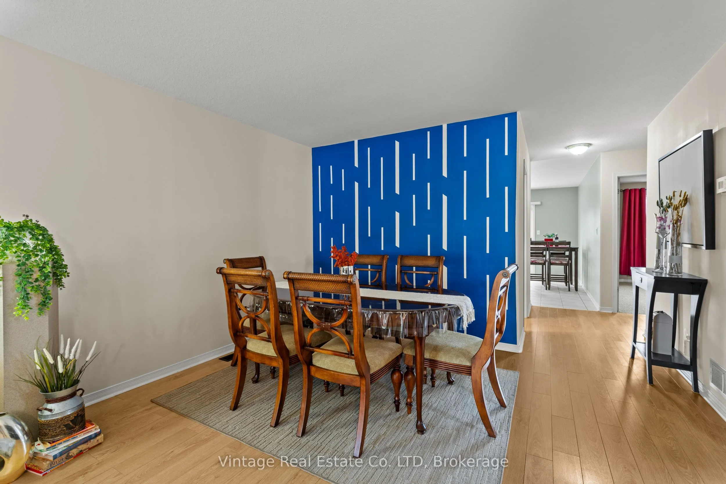 278 Oakcrest Avenue