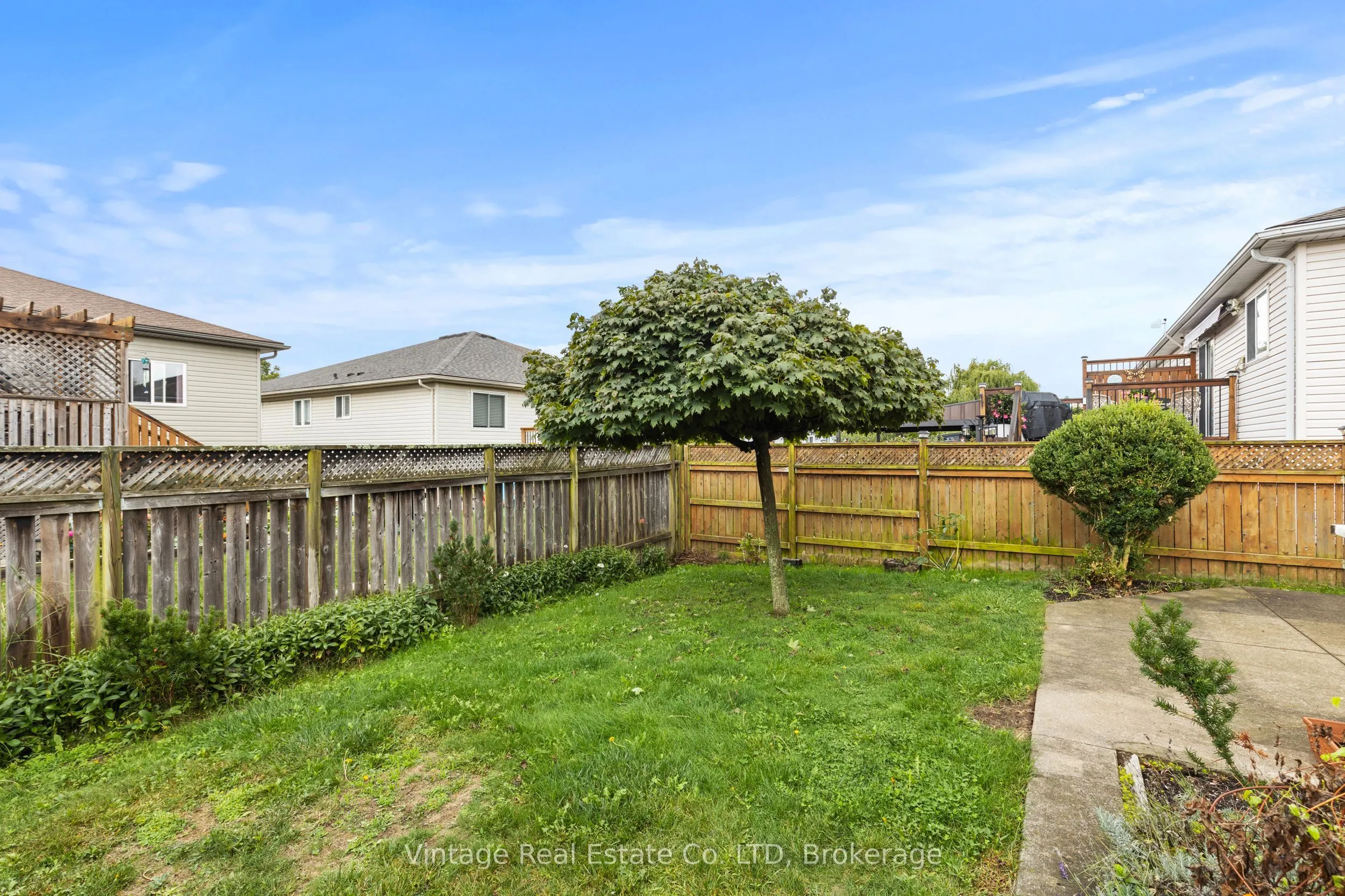 278 Oakcrest Avenue