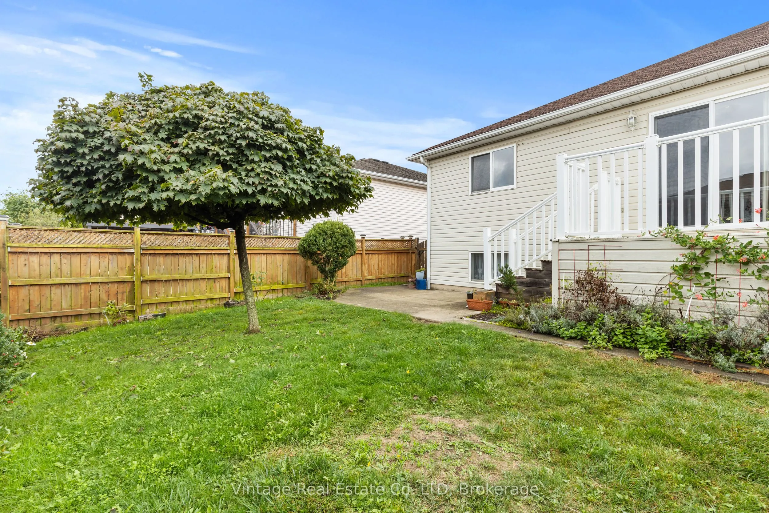 278 Oakcrest Avenue