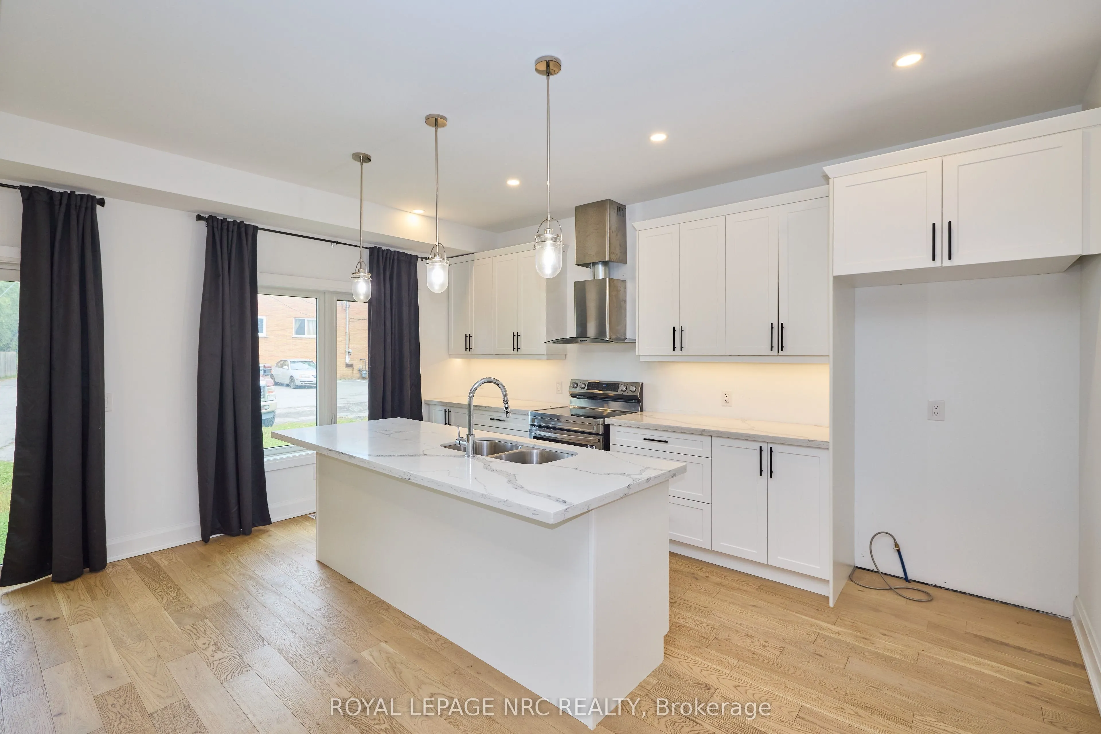 159 Hodgkins Avenue