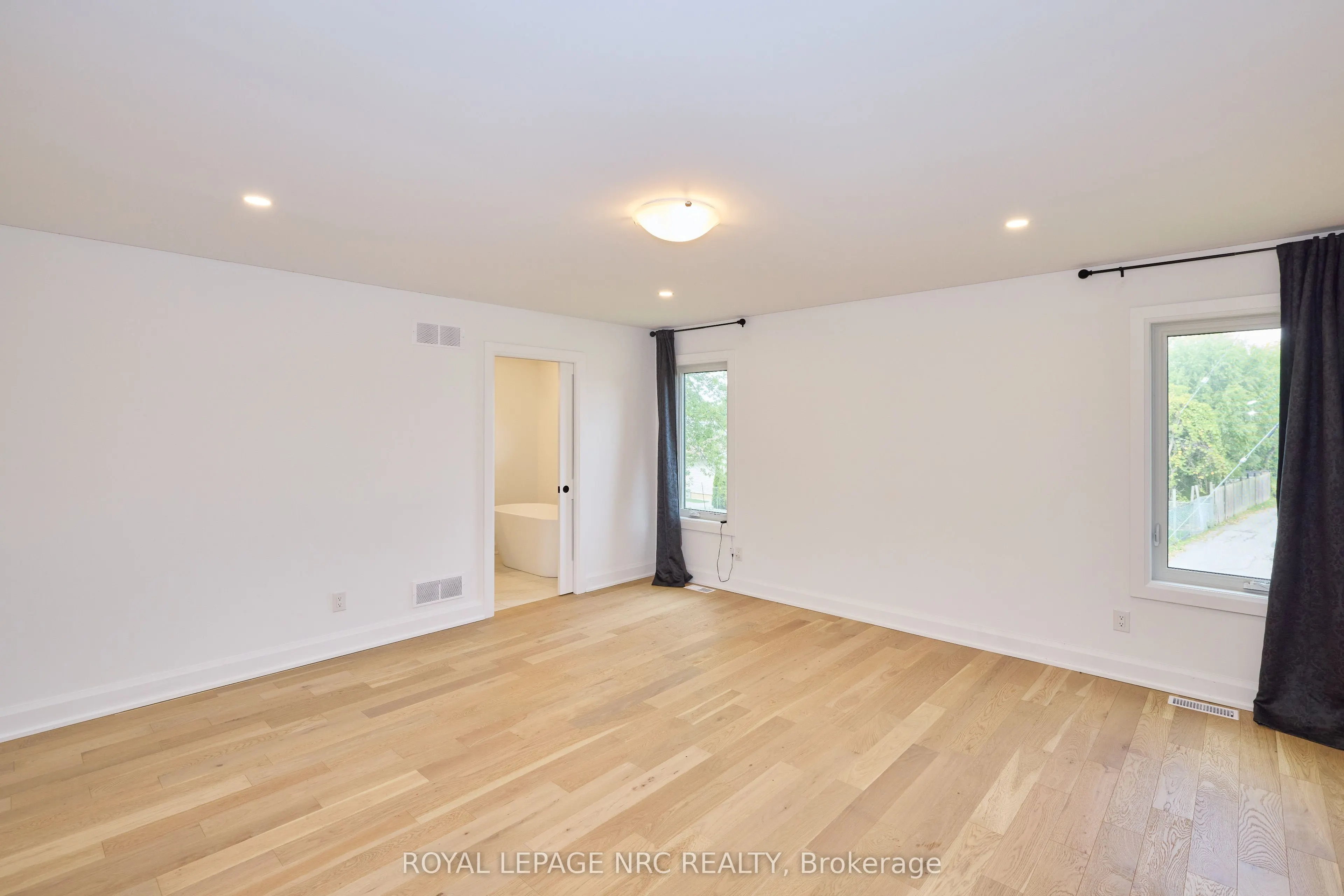 159 Hodgkins Avenue