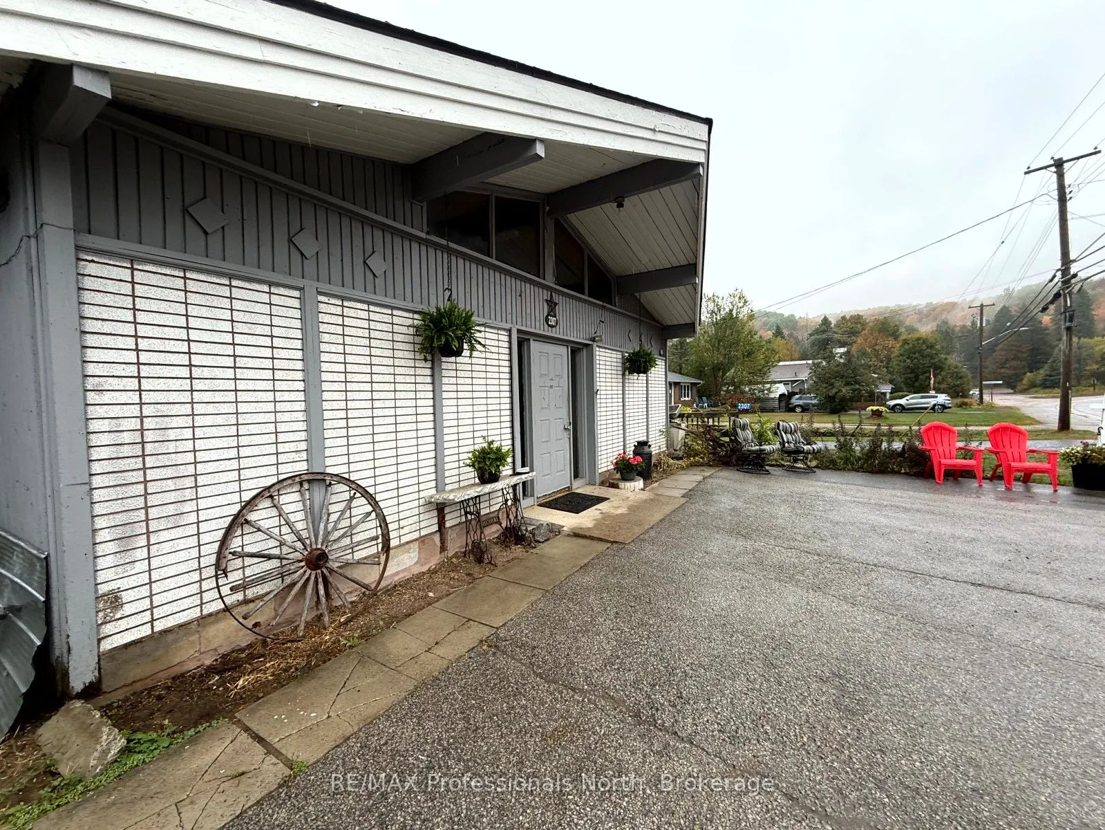 2307 Loop Road