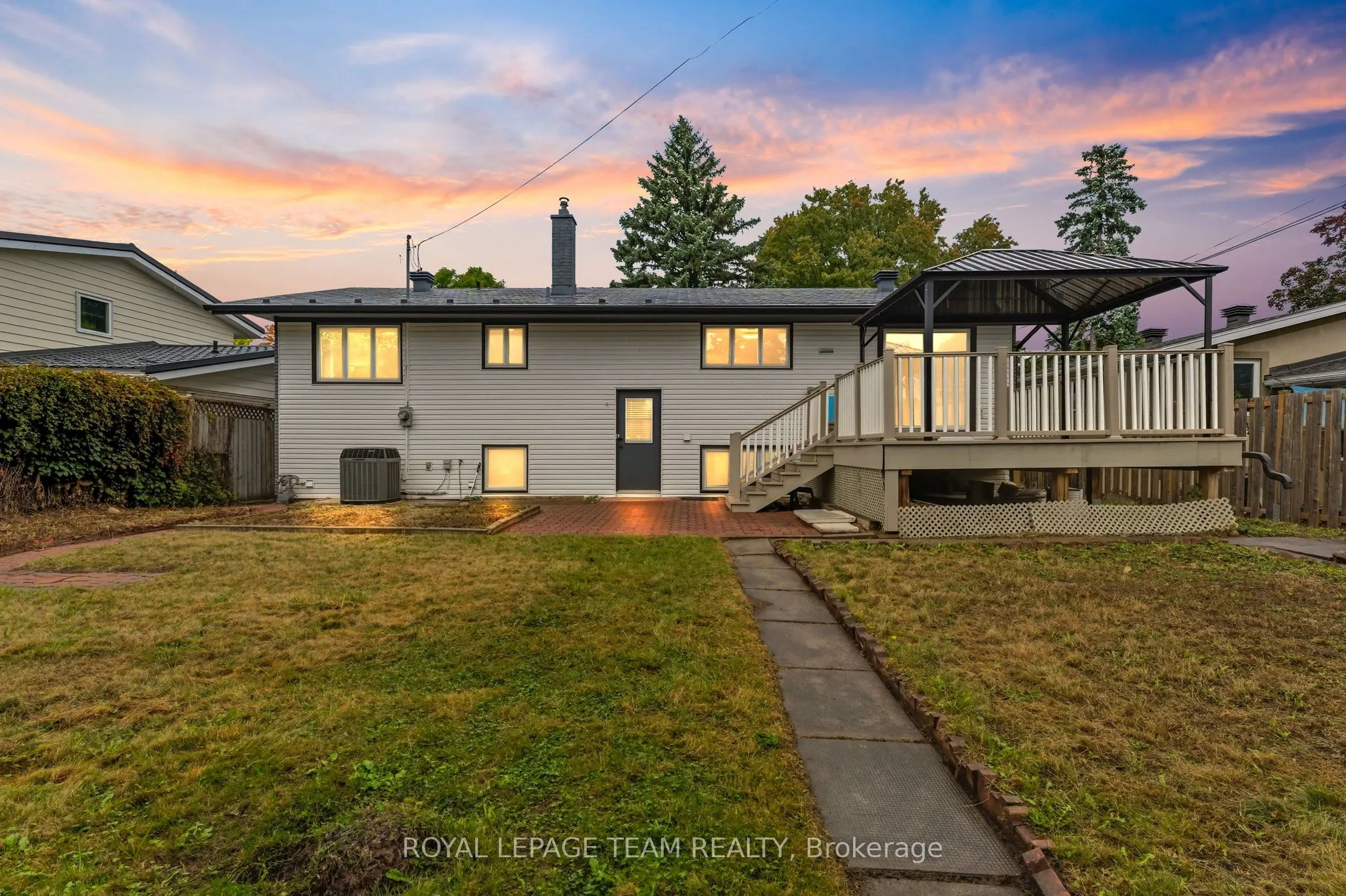 1856 Playfair Drive