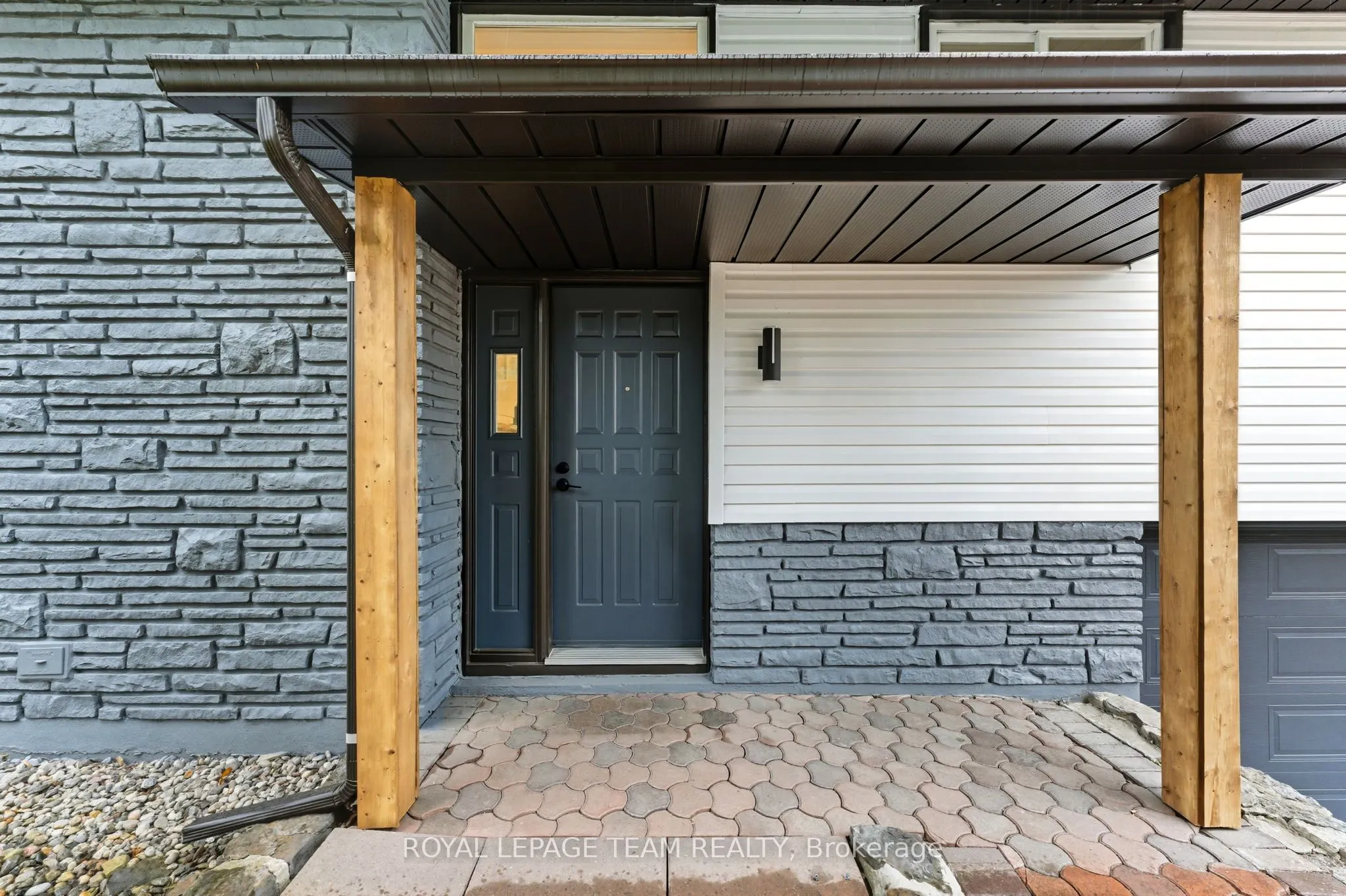 1856 Playfair Drive
