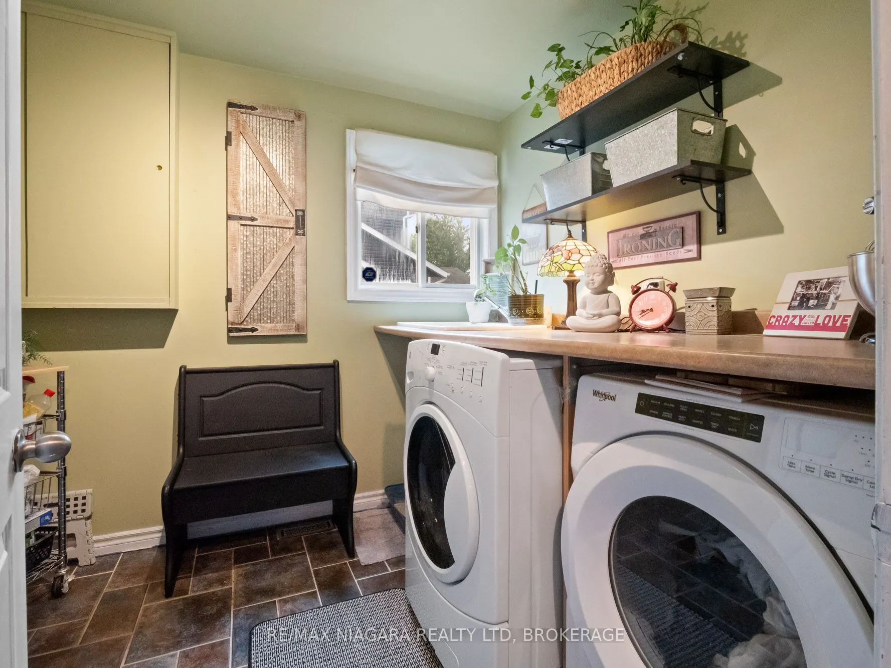 3695 RIVER TRAIL Crescent