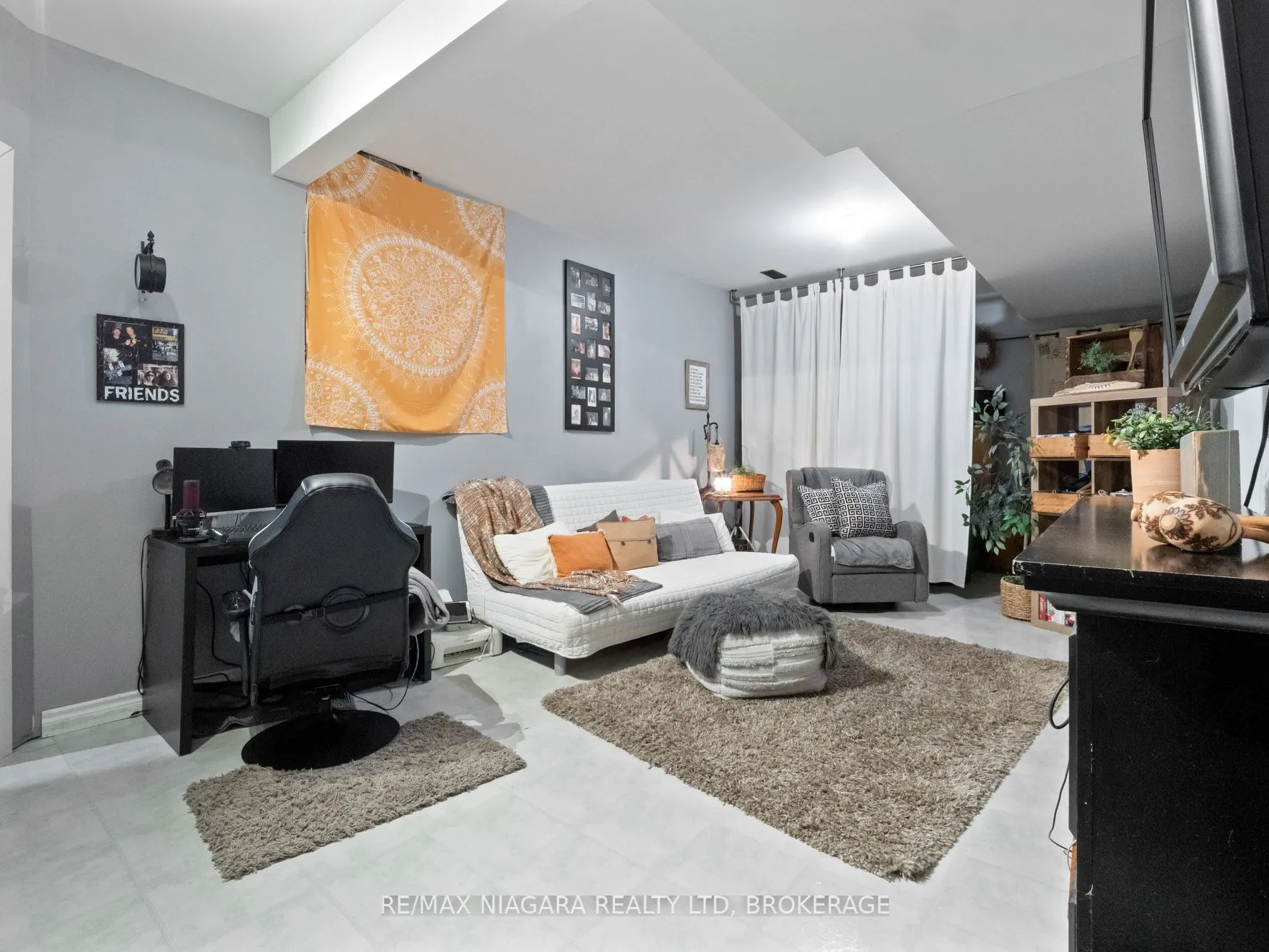3695 RIVER TRAIL Crescent