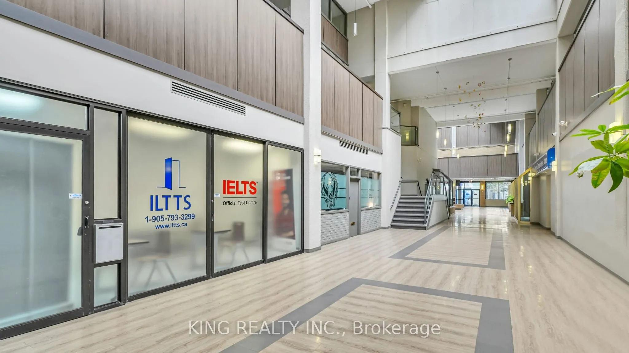 379 DUNDAS Street, #109-110