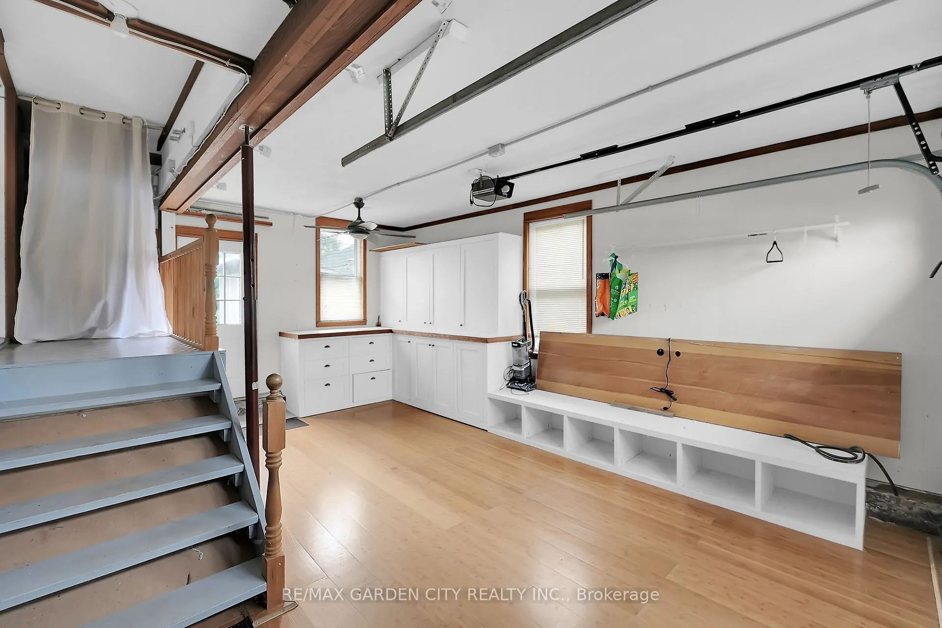 5124 Canborough Road