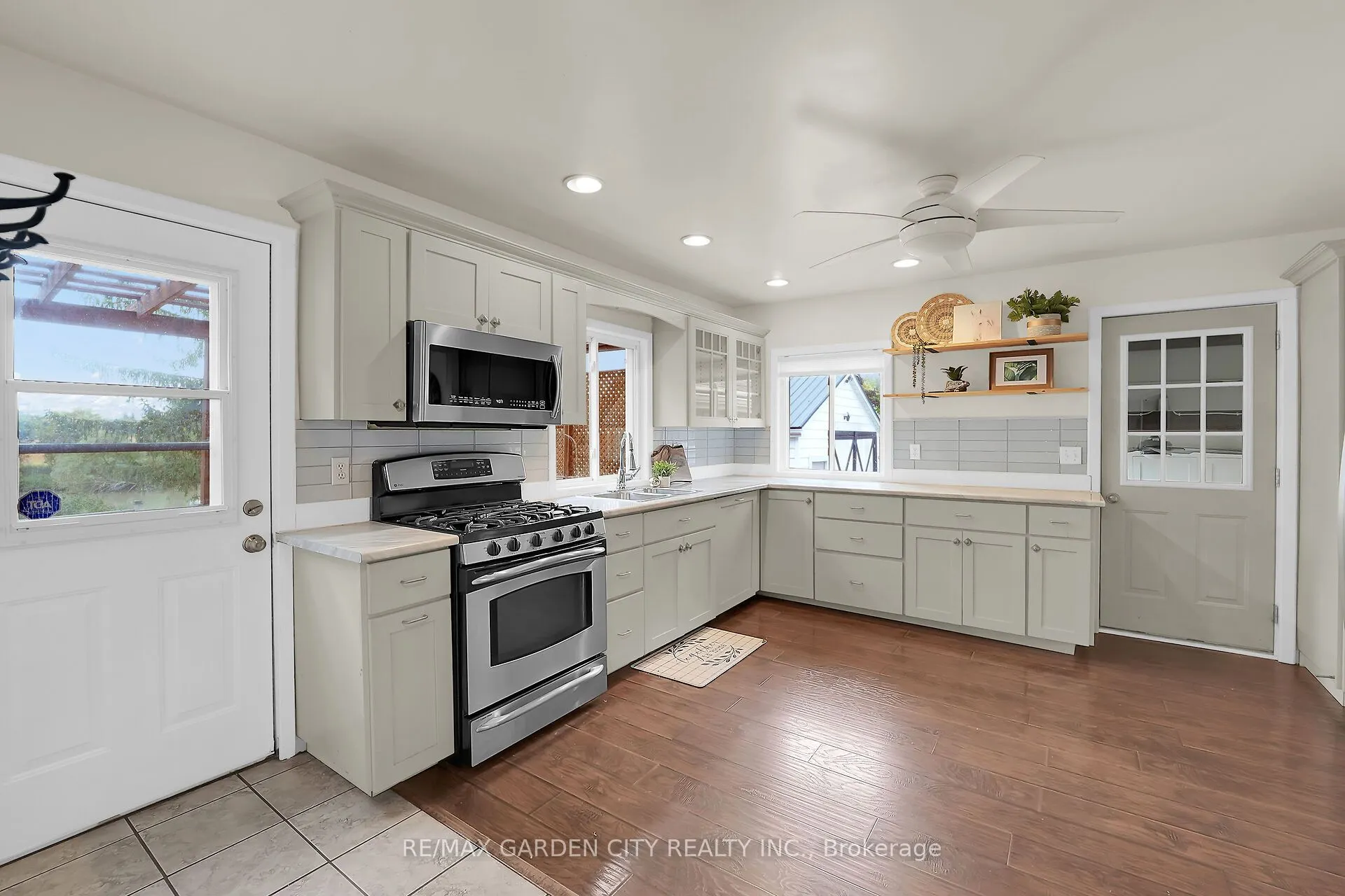 5124 Canborough Road