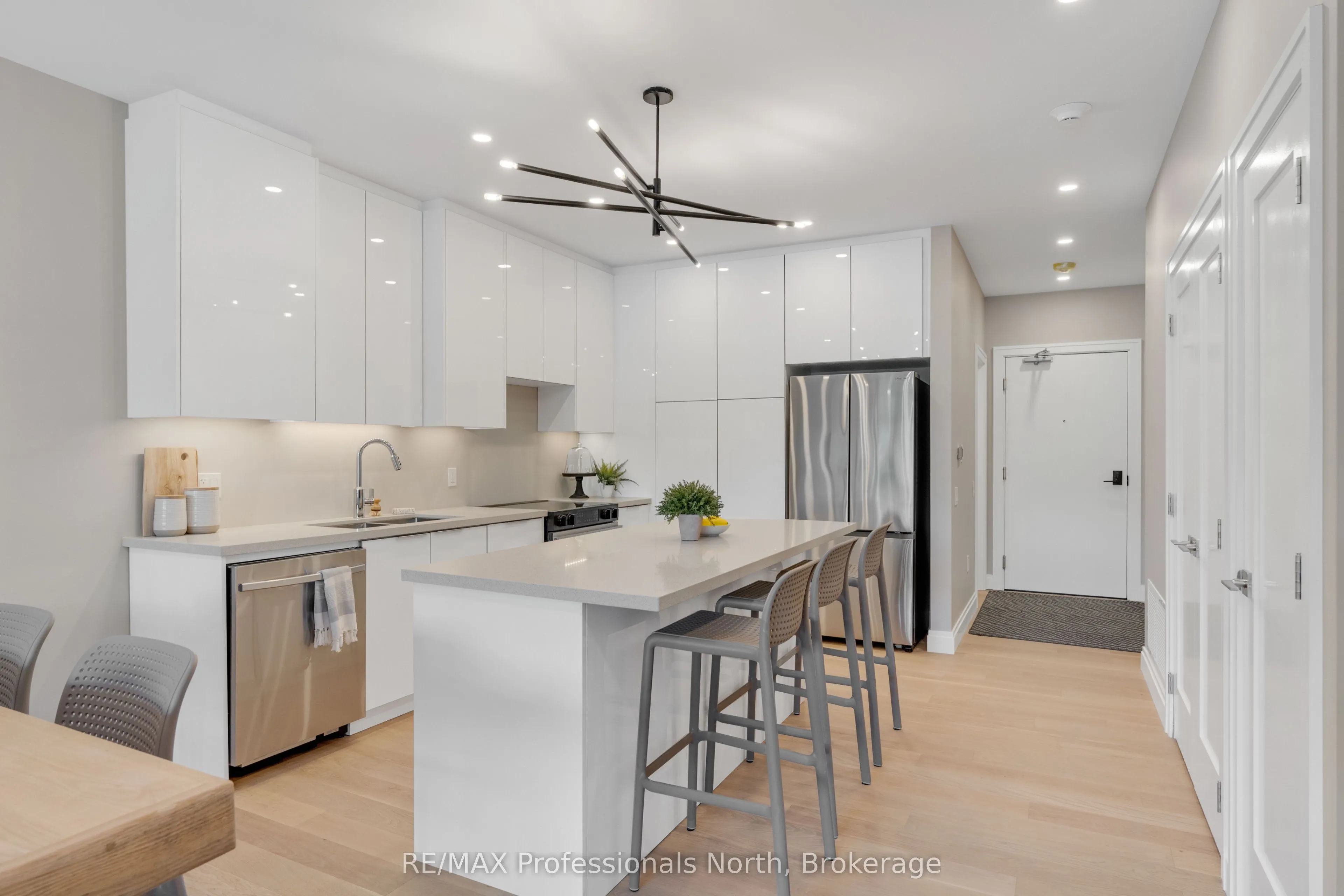 32 Brunel Road, #201