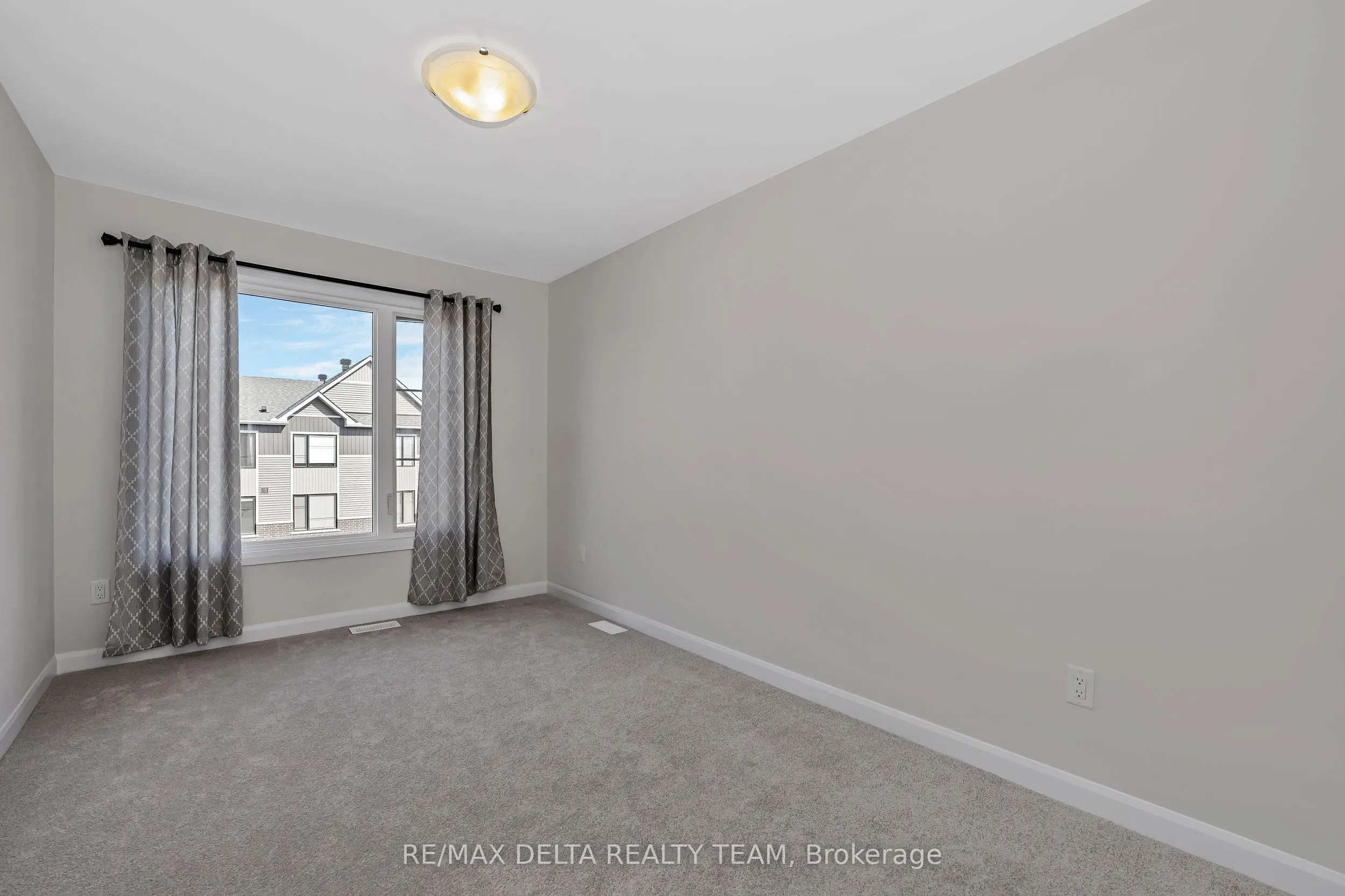 703 Confluence Walk