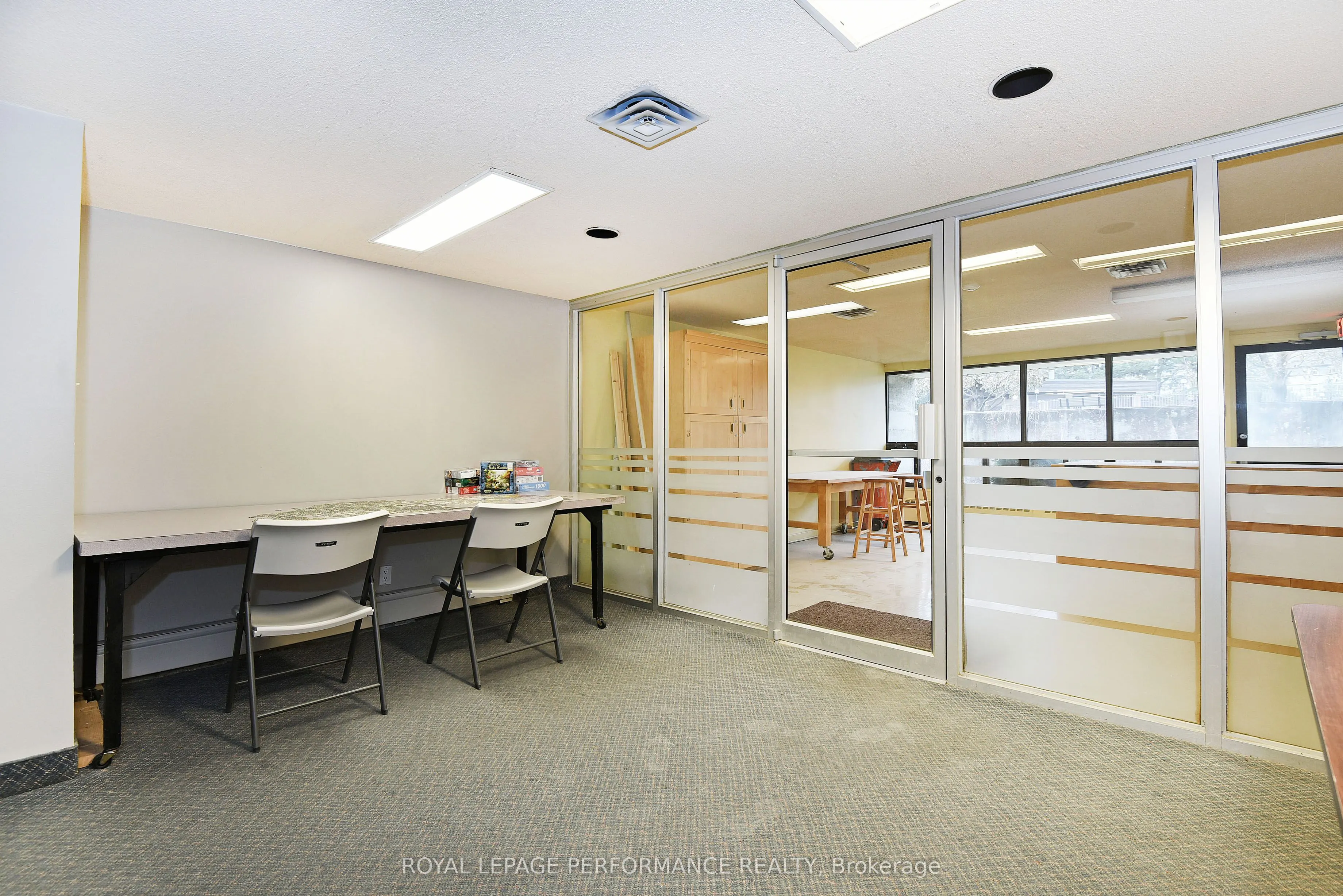 515 St Laurent Boulevard, #344