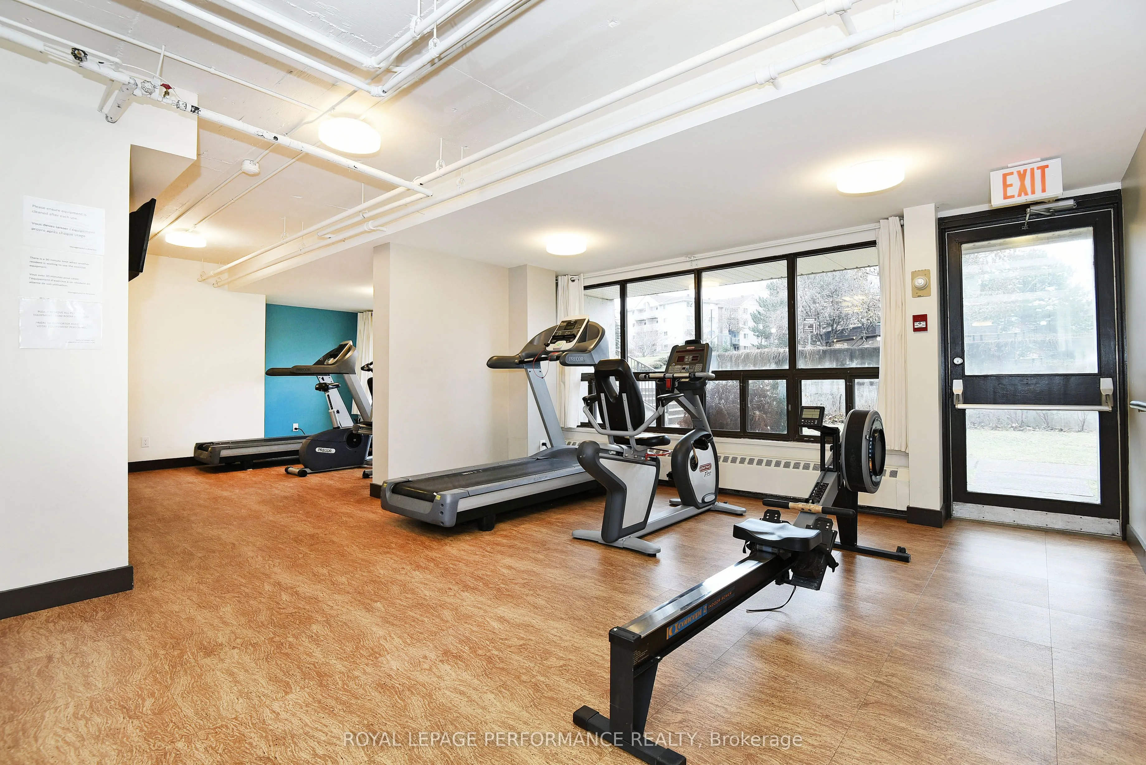 515 St Laurent Boulevard, #344