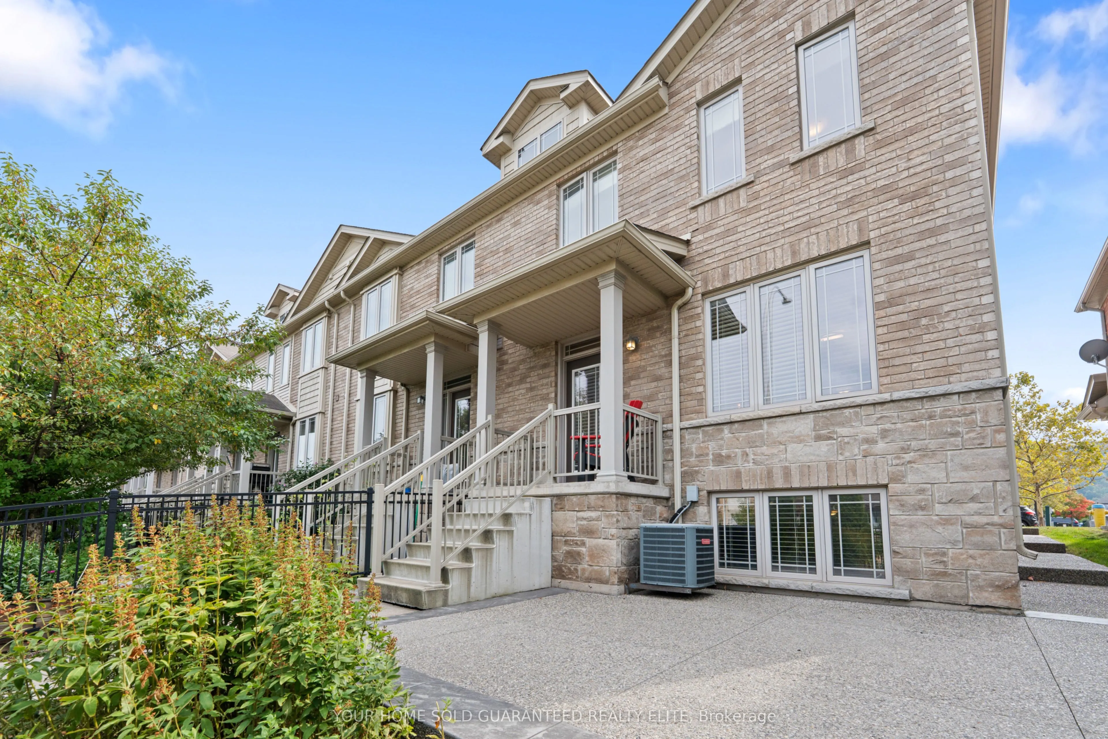 6 Chestnut Drive, #16