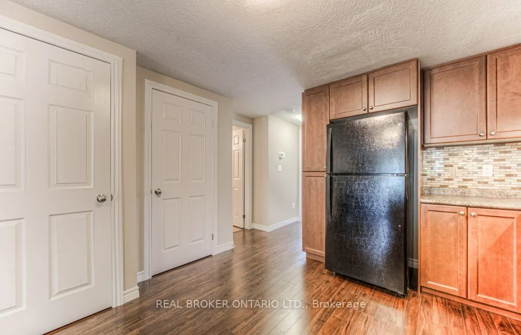 240 Rachel Crescent, #F