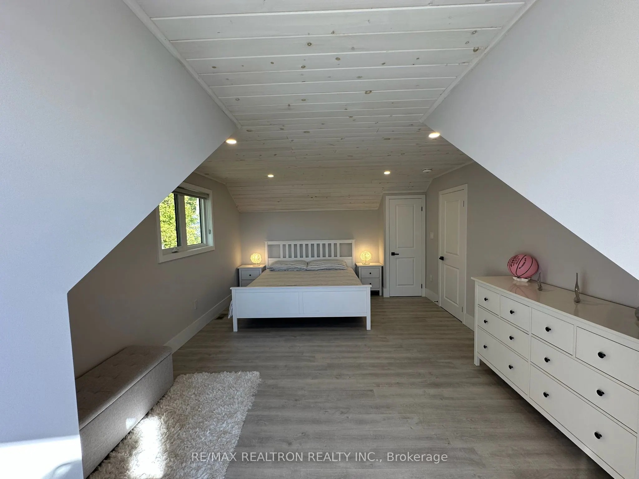 399 Hillside Drive