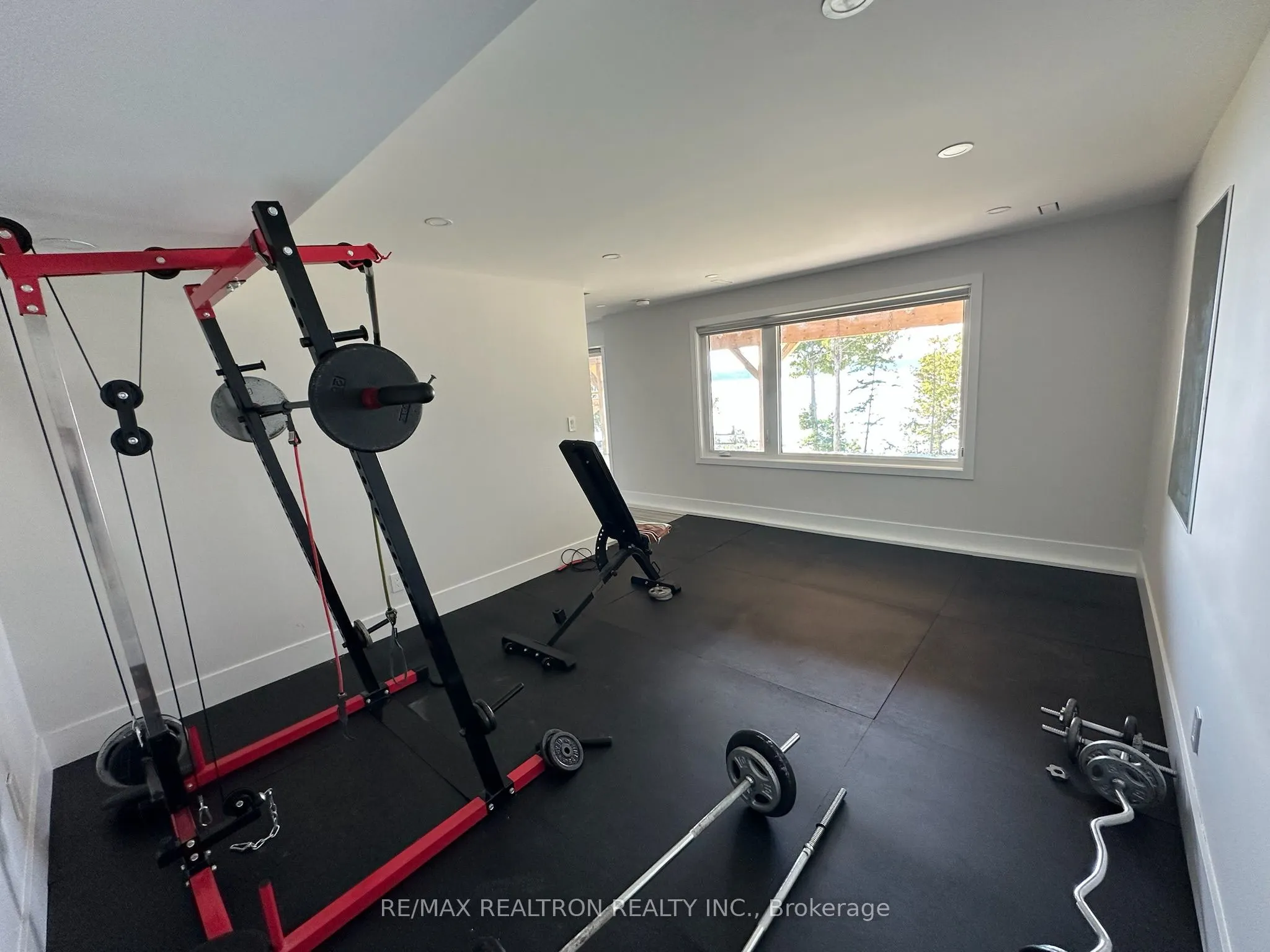 399 Hillside Drive
