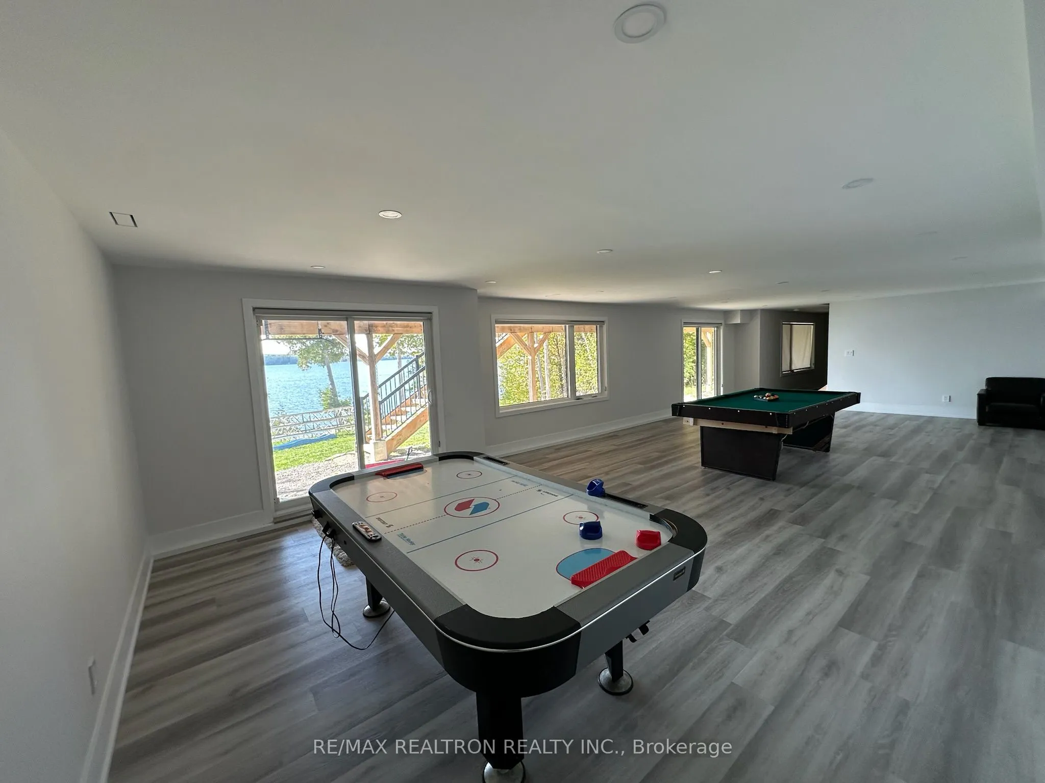 399 Hillside Drive