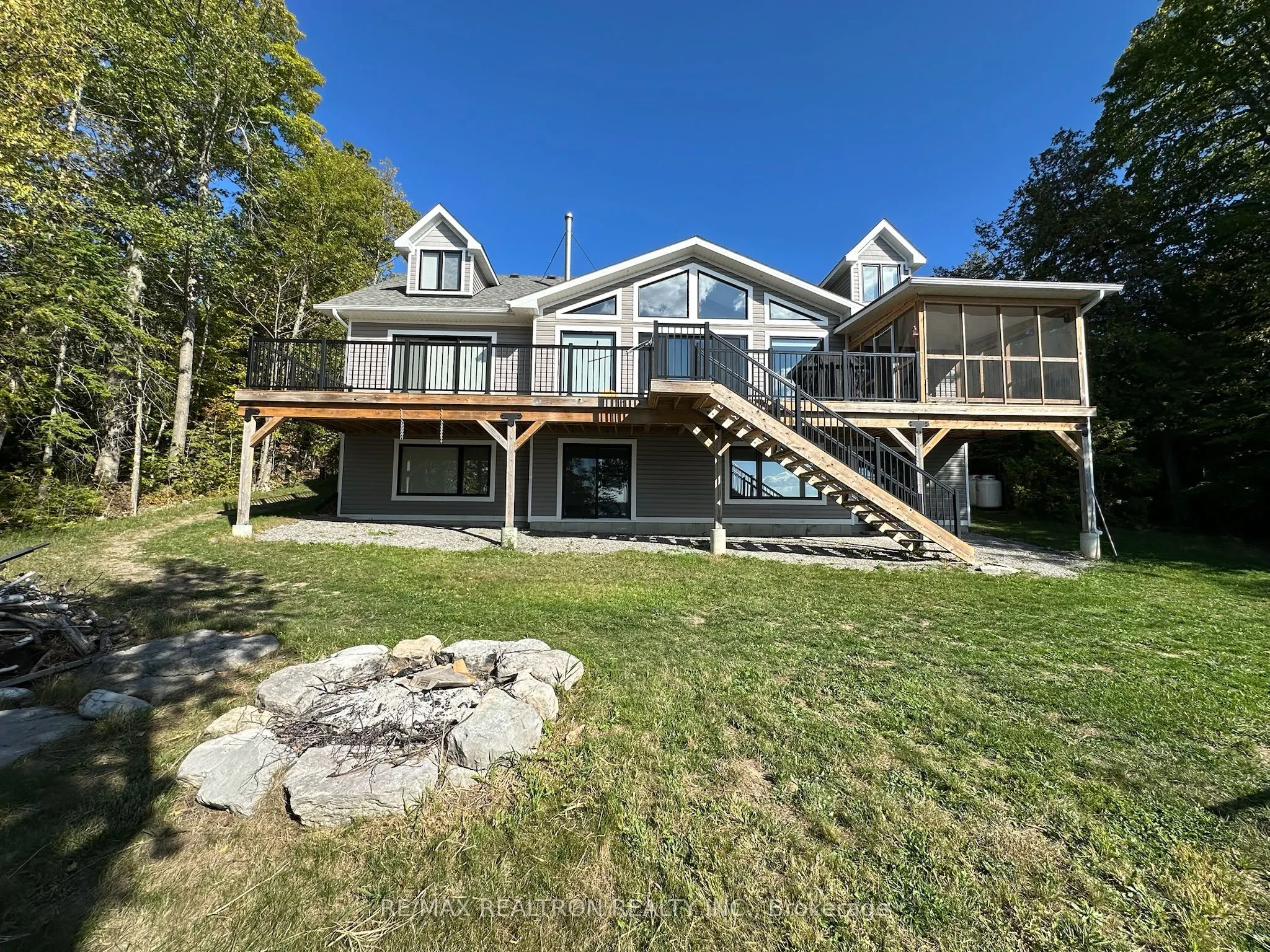 399 Hillside Drive