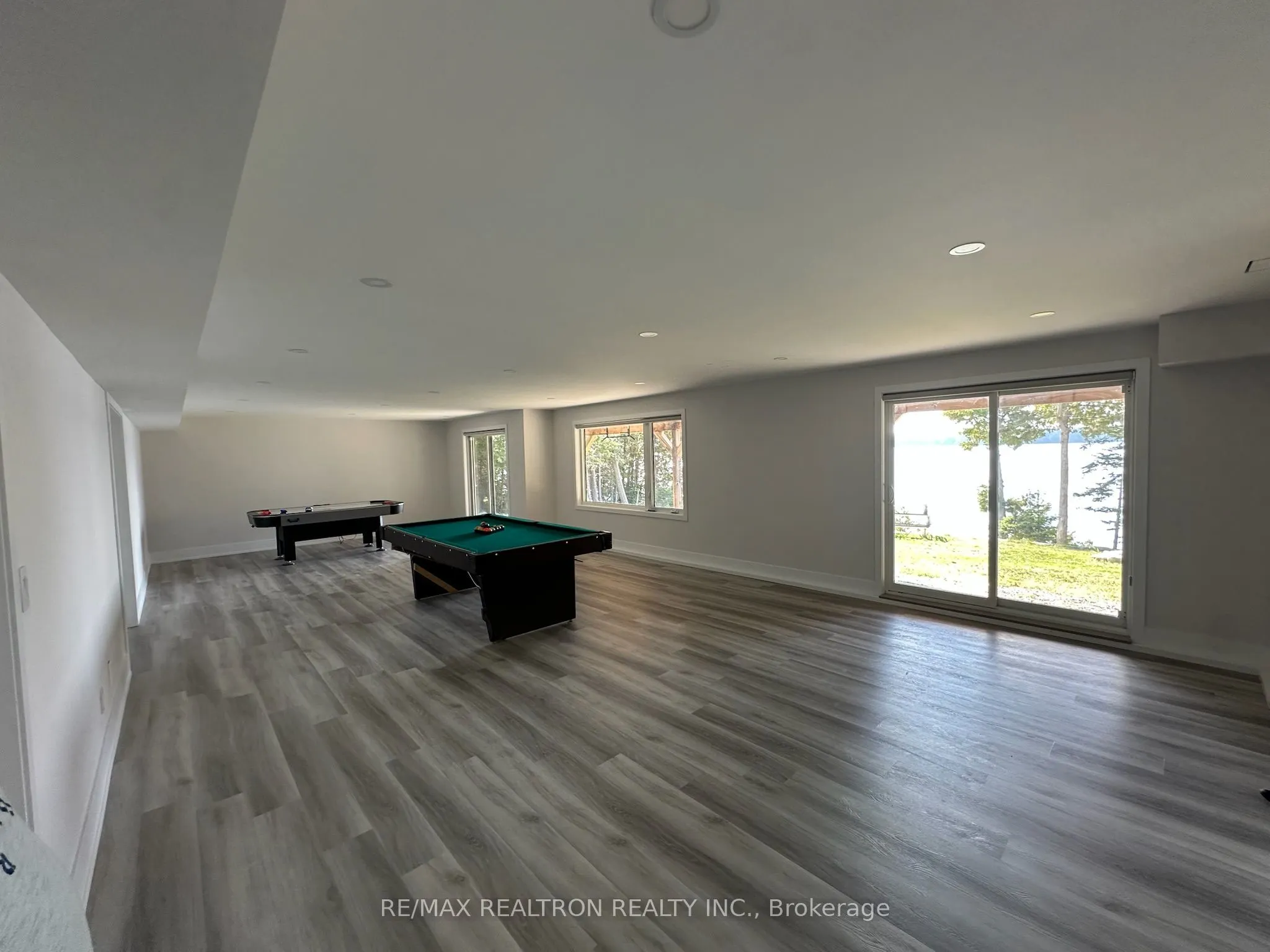 399 Hillside Drive
