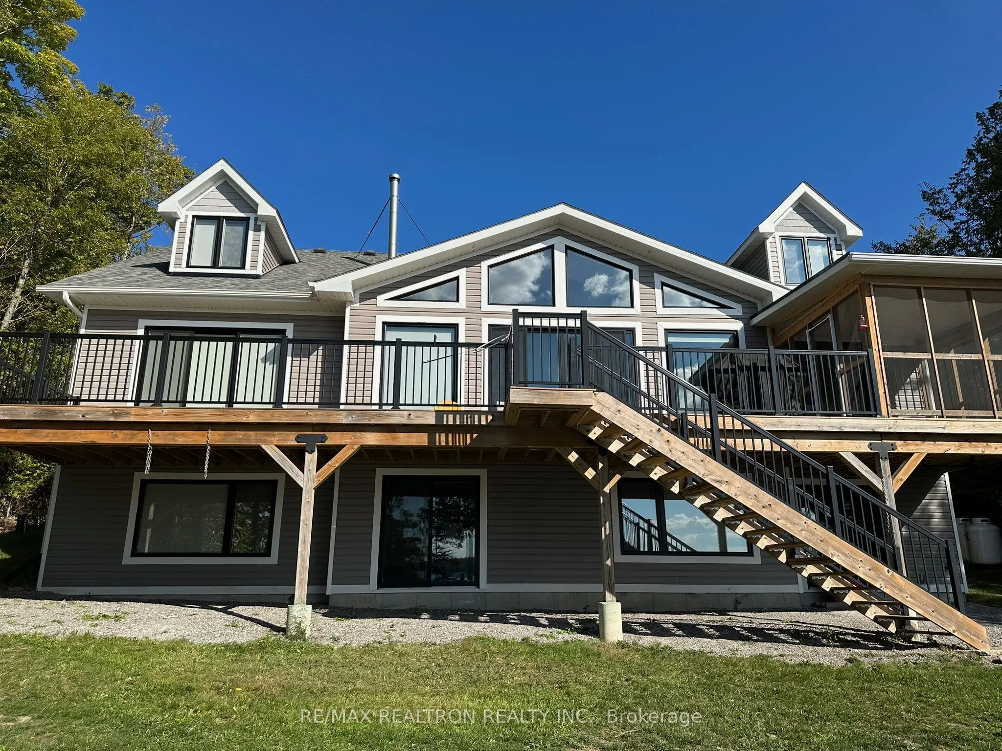 399 Hillside Drive