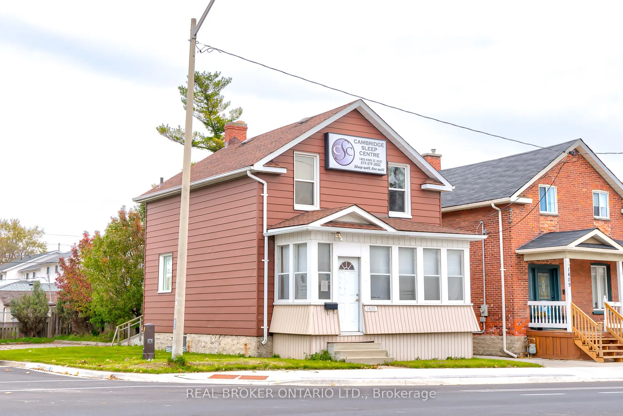 1405 King Street E