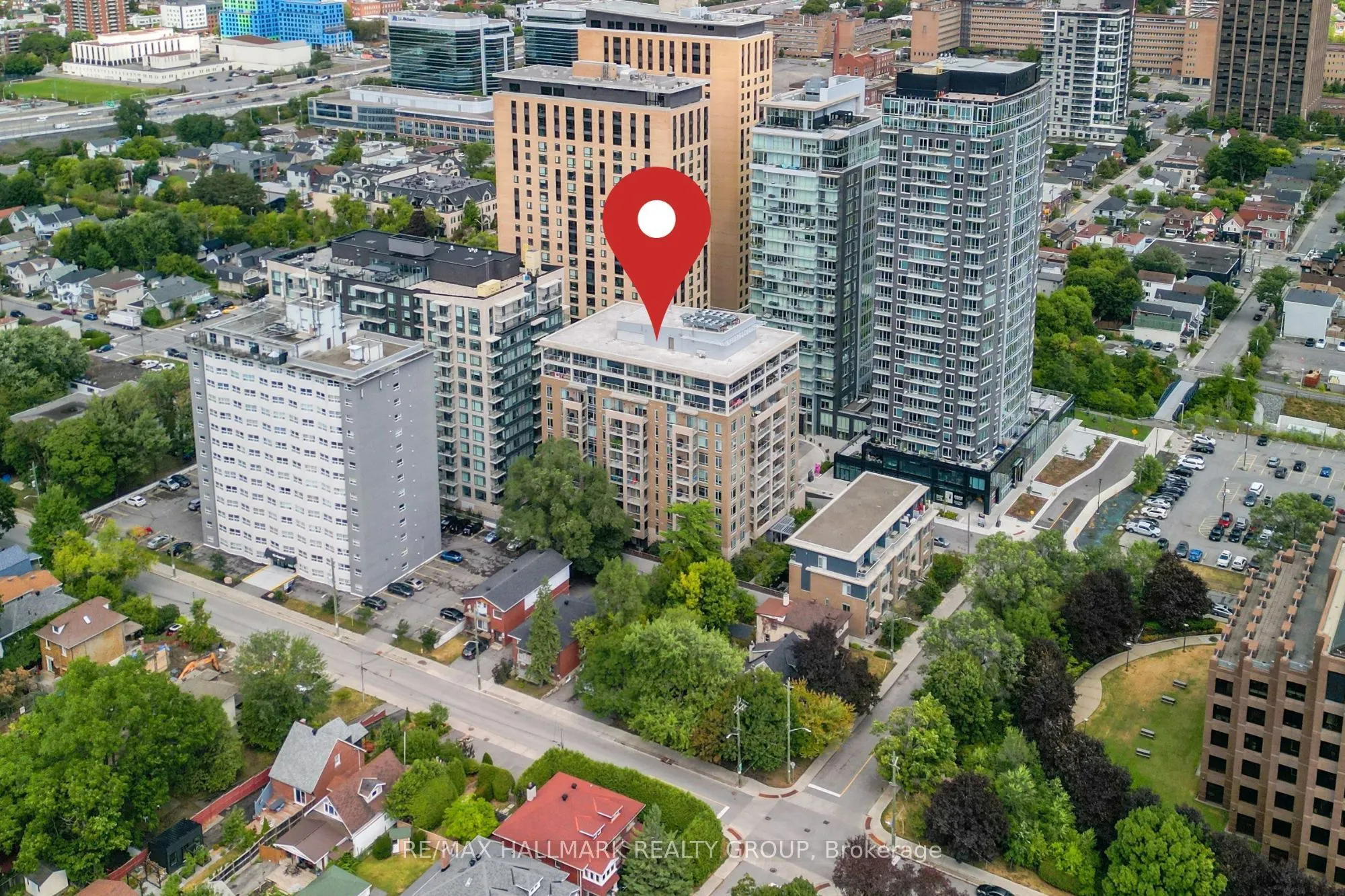 100 Champagne Avenue S, #706