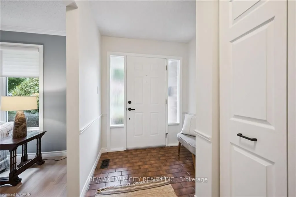 210 Foxhunt Road