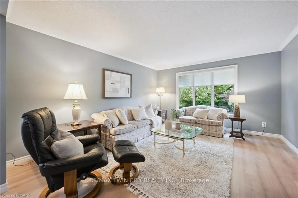 210 Foxhunt Road