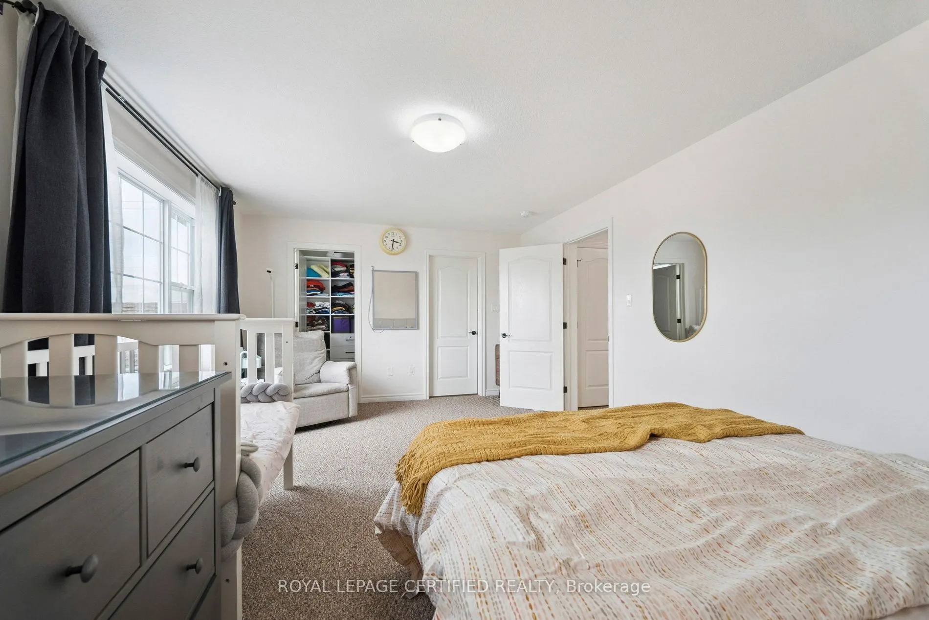 3 Minler Street E