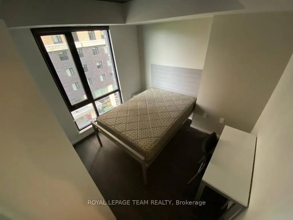 105 Champagne Avenue S, #703