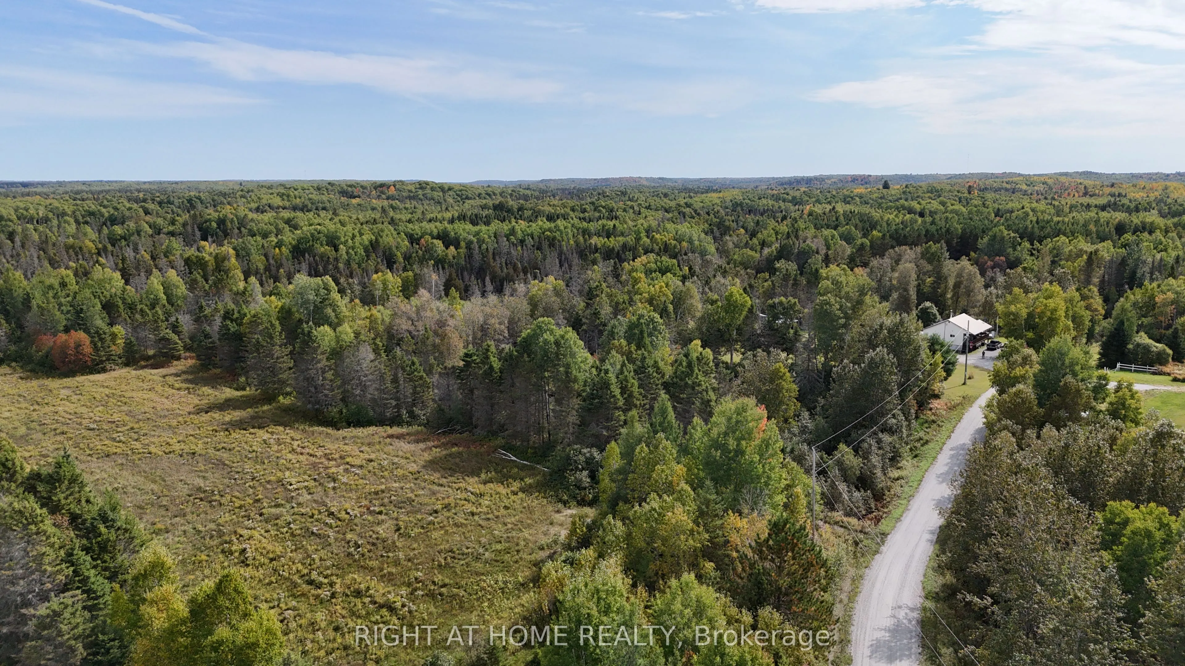 58 Bellefeuille Road S