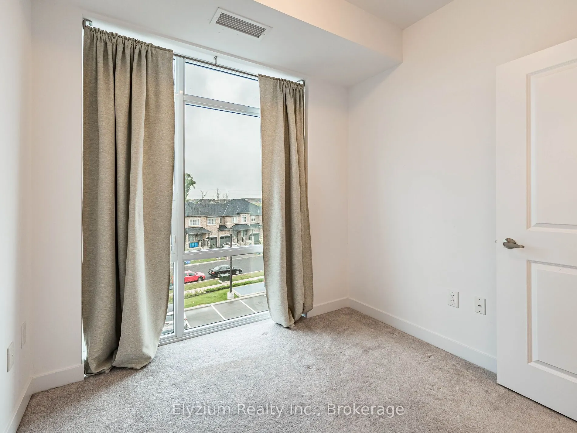 460 Dundas Street E, #330