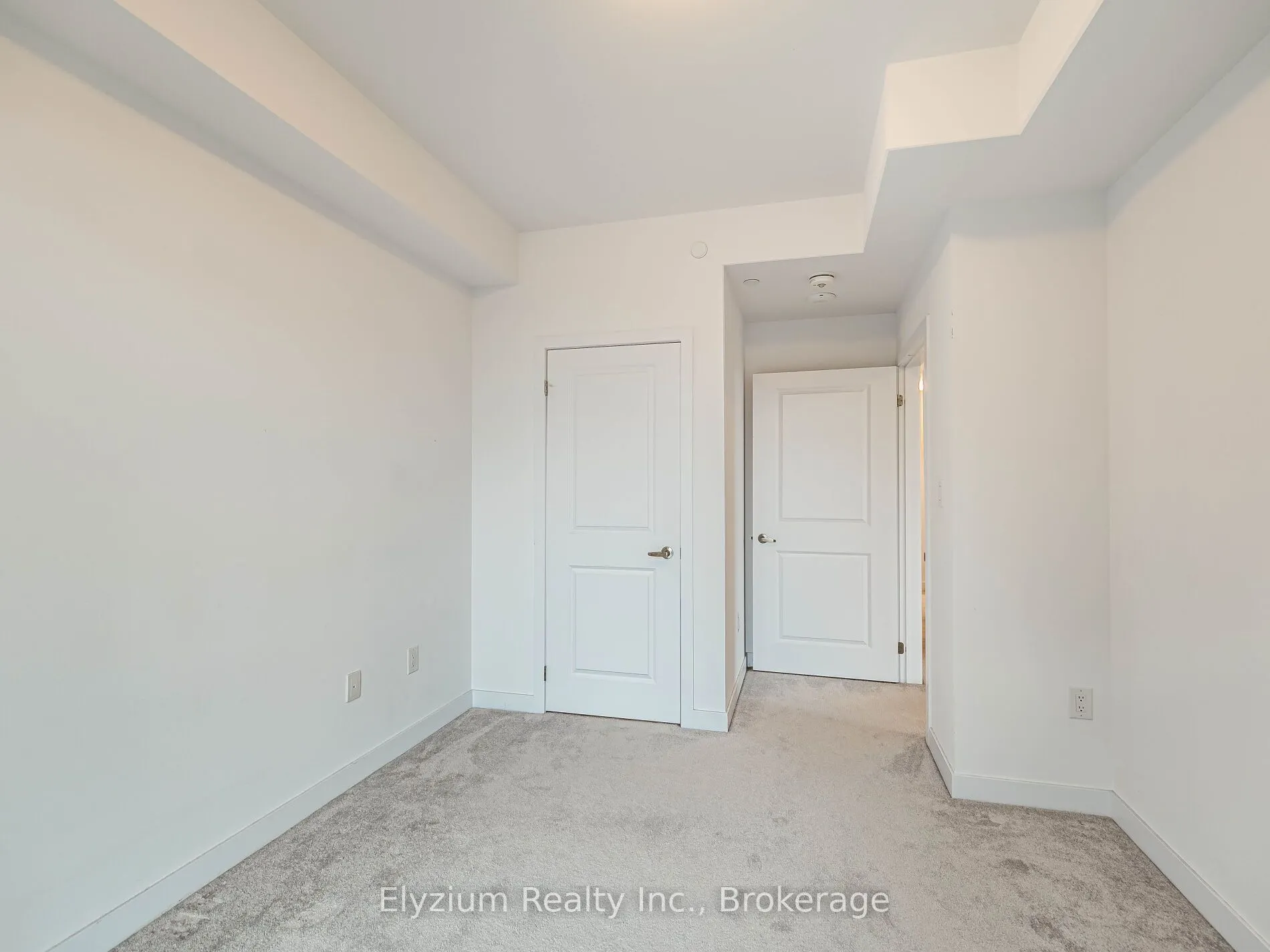 460 Dundas Street E, #330
