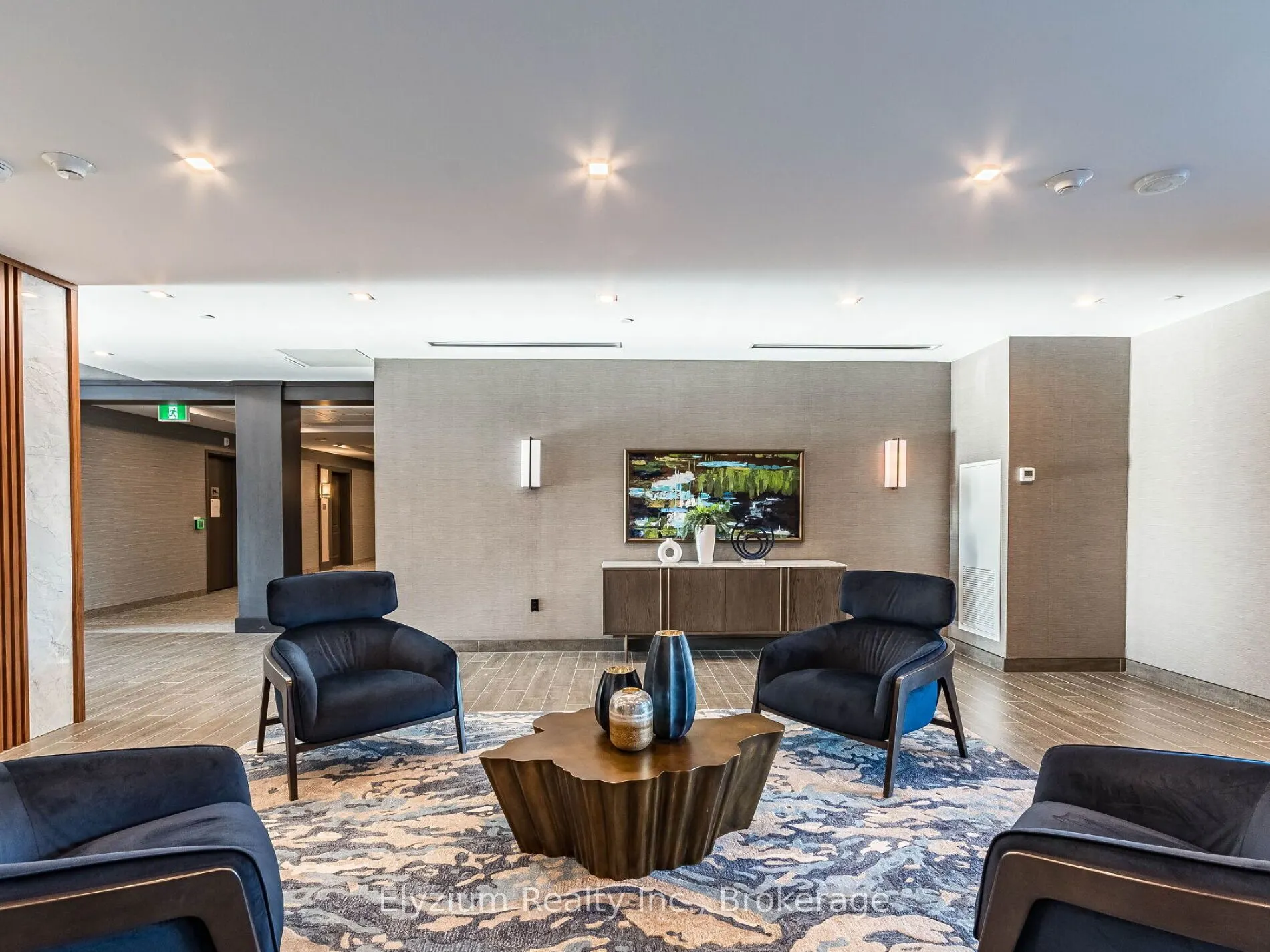 460 Dundas Street E, #330