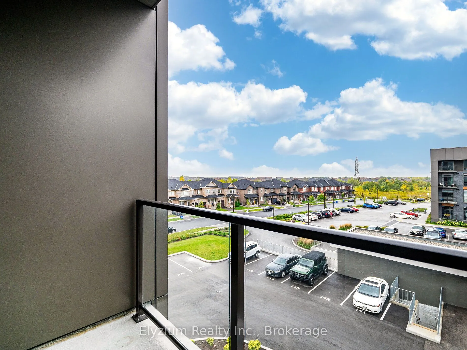 460 Dundas Street E, #330