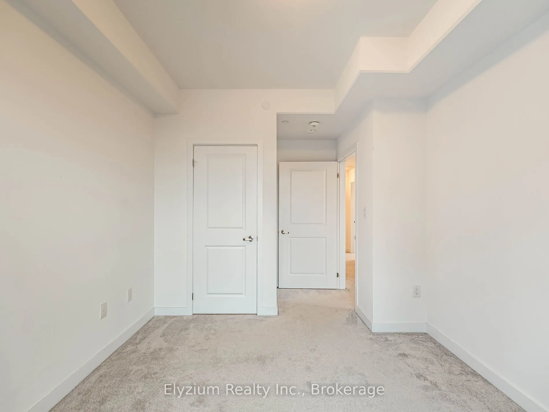 460 Dundas Street E, #330