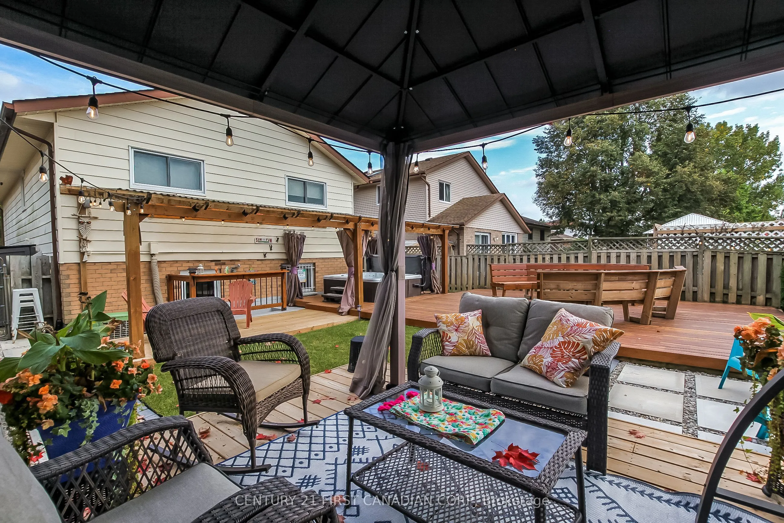 164 Clara Crescent