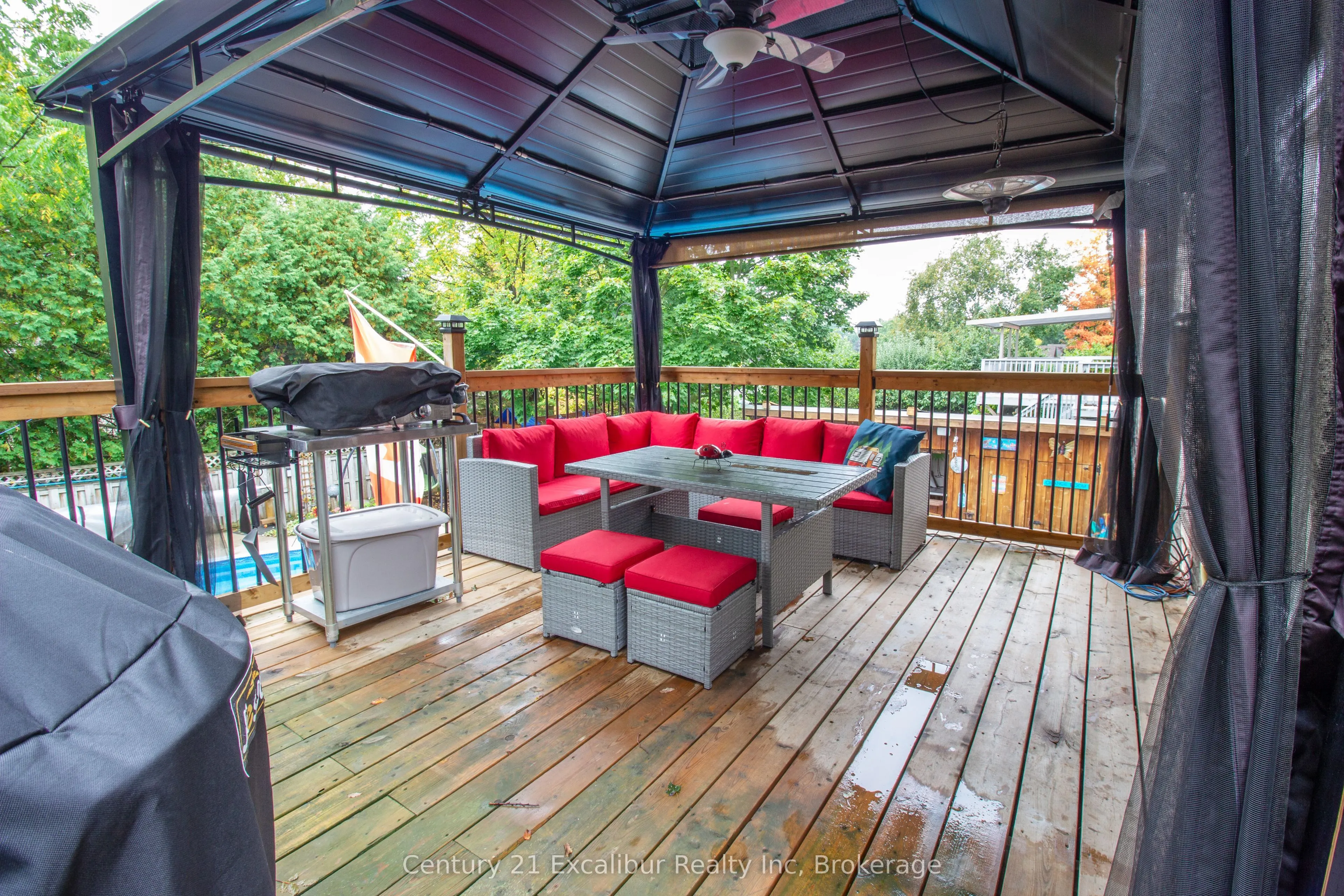 15 Gourlay Road