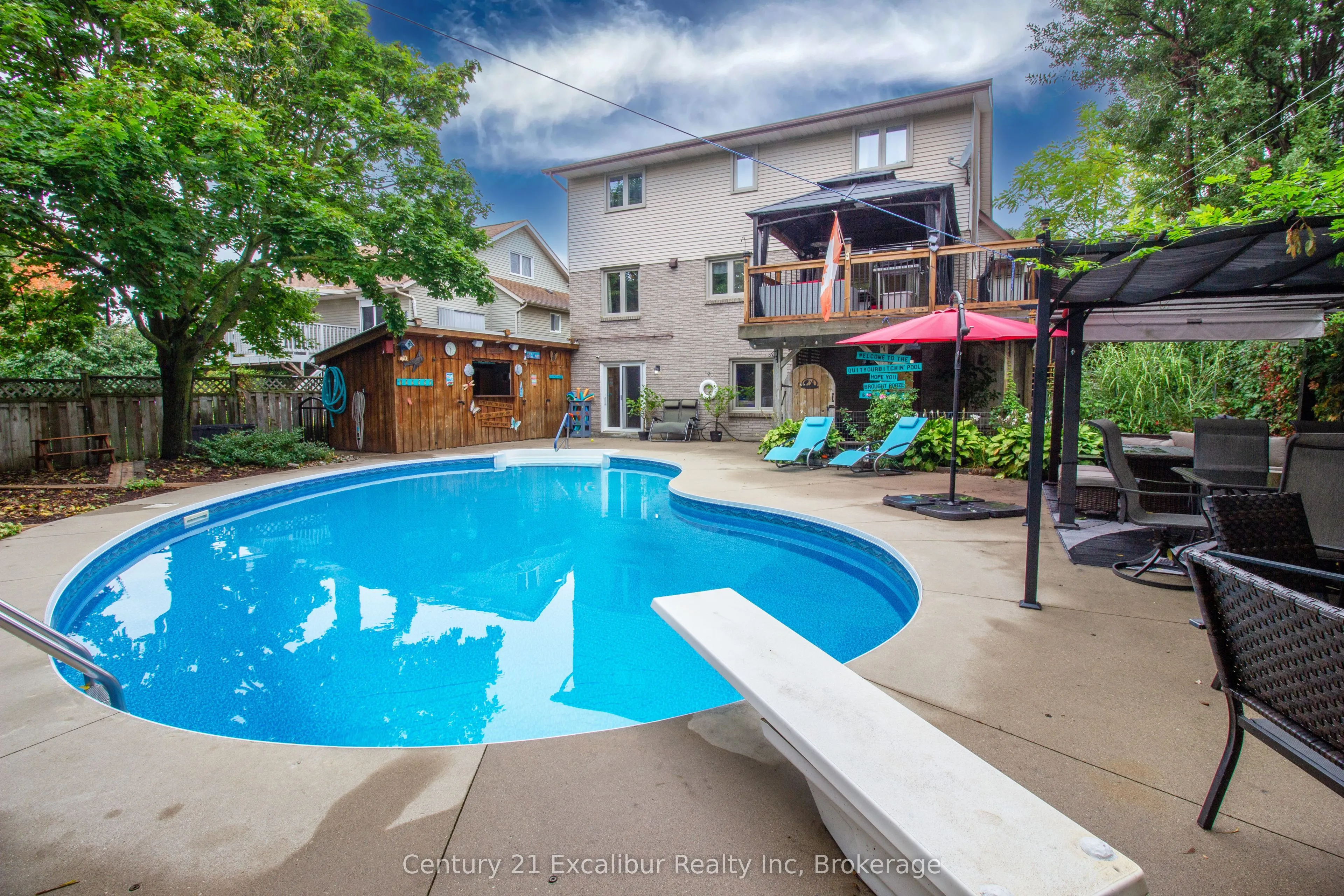 15 Gourlay Road