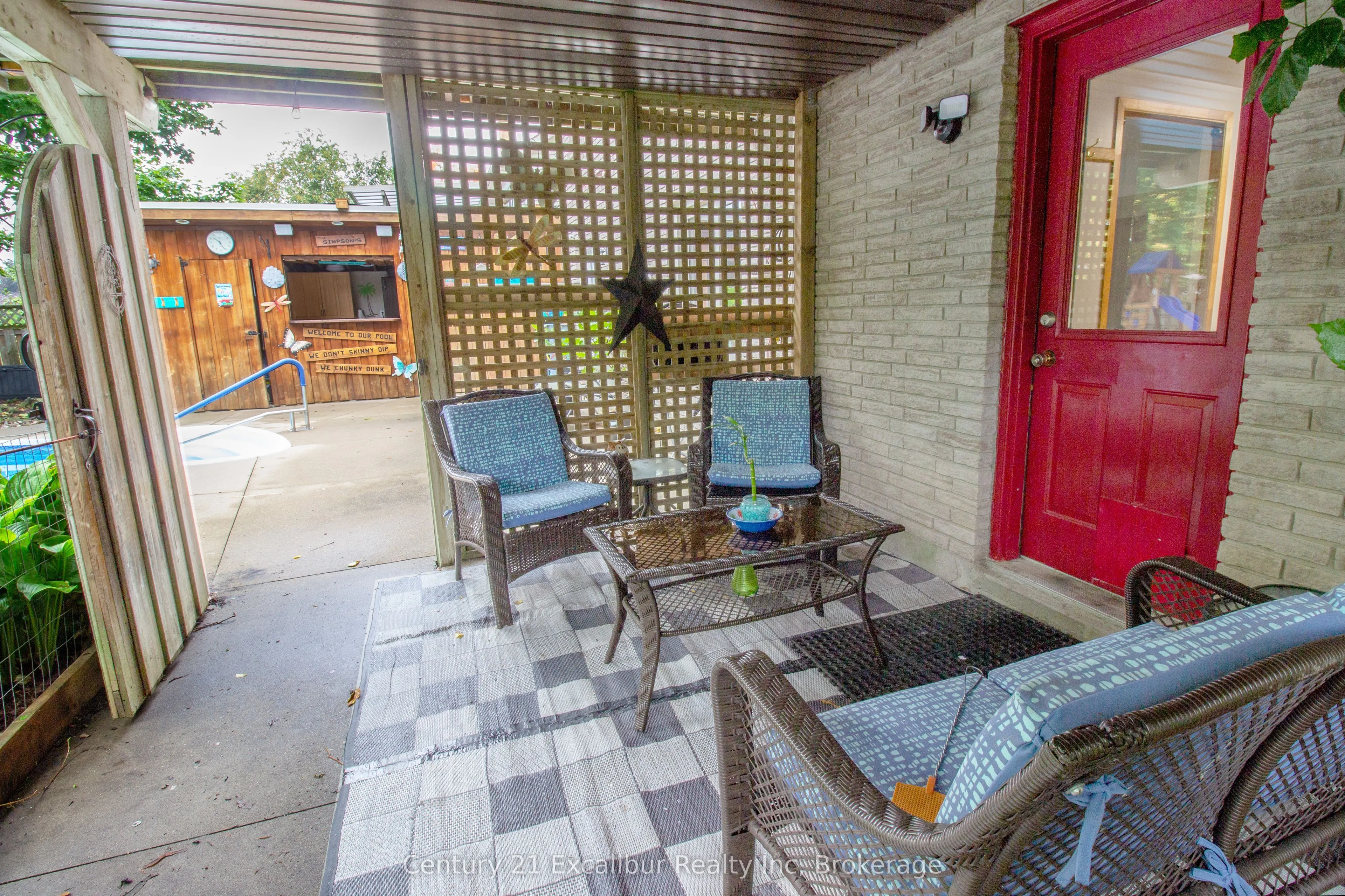 15 Gourlay Road