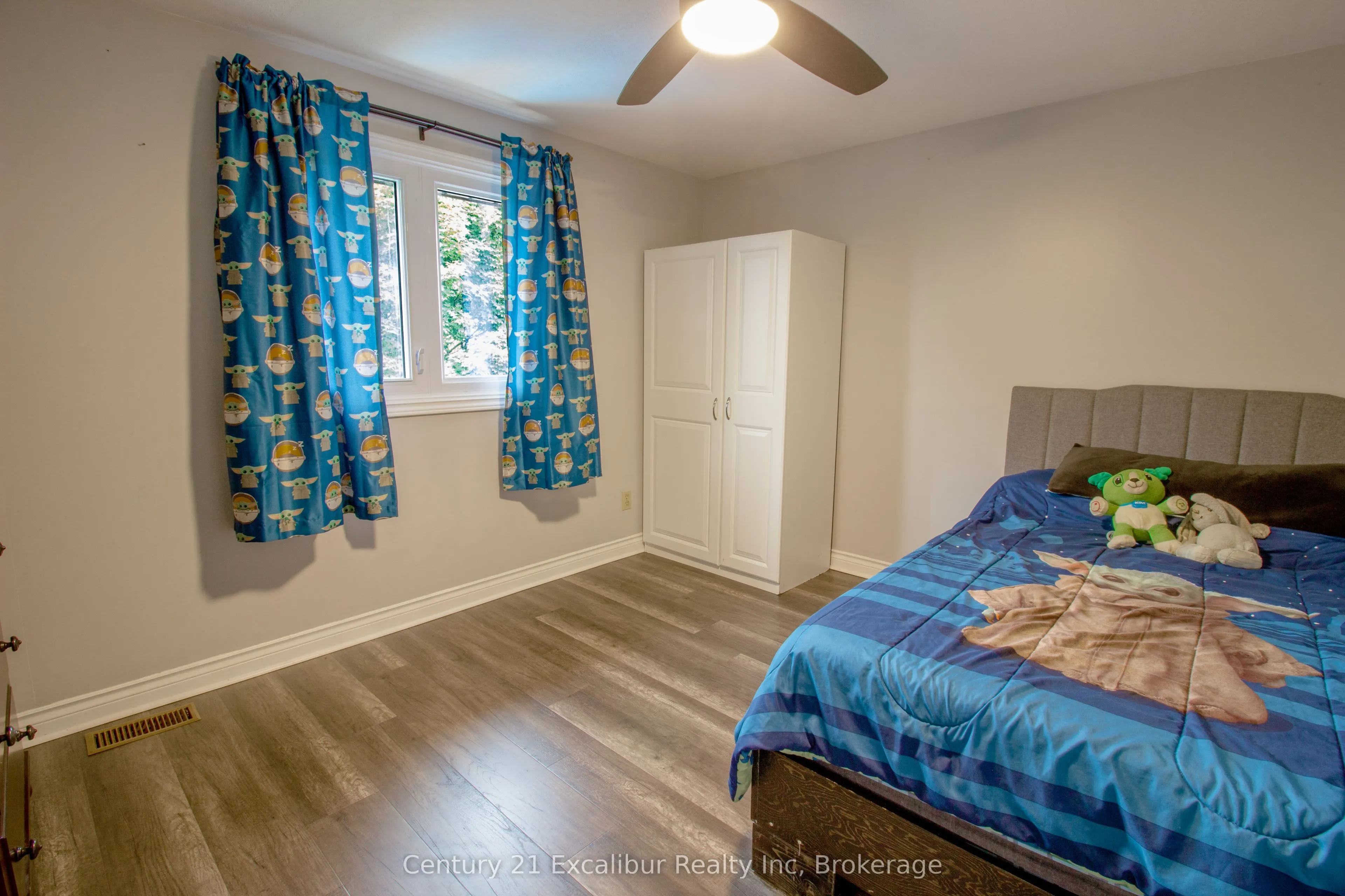 15 Gourlay Road